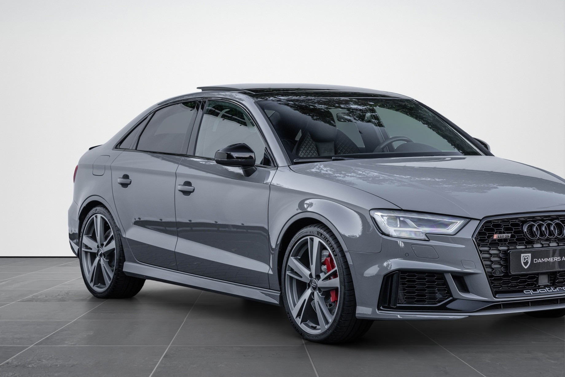 Audi RS3 Limousine