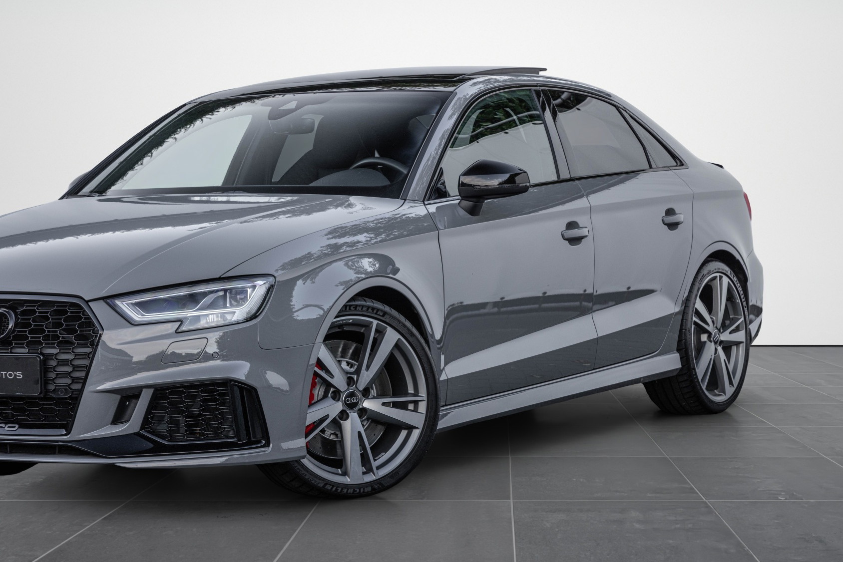 Audi RS3 Limousine