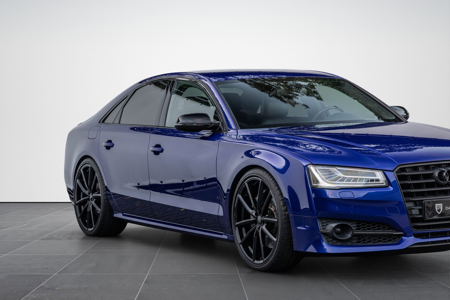 Audi S8