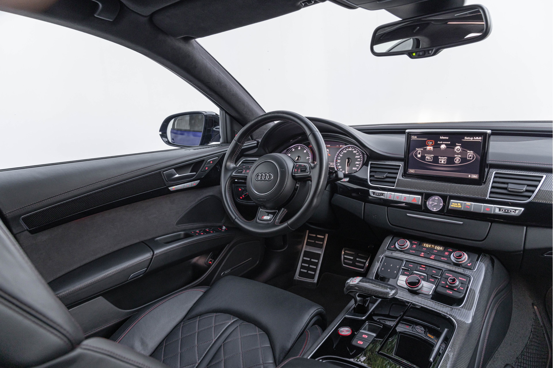 Audi S8