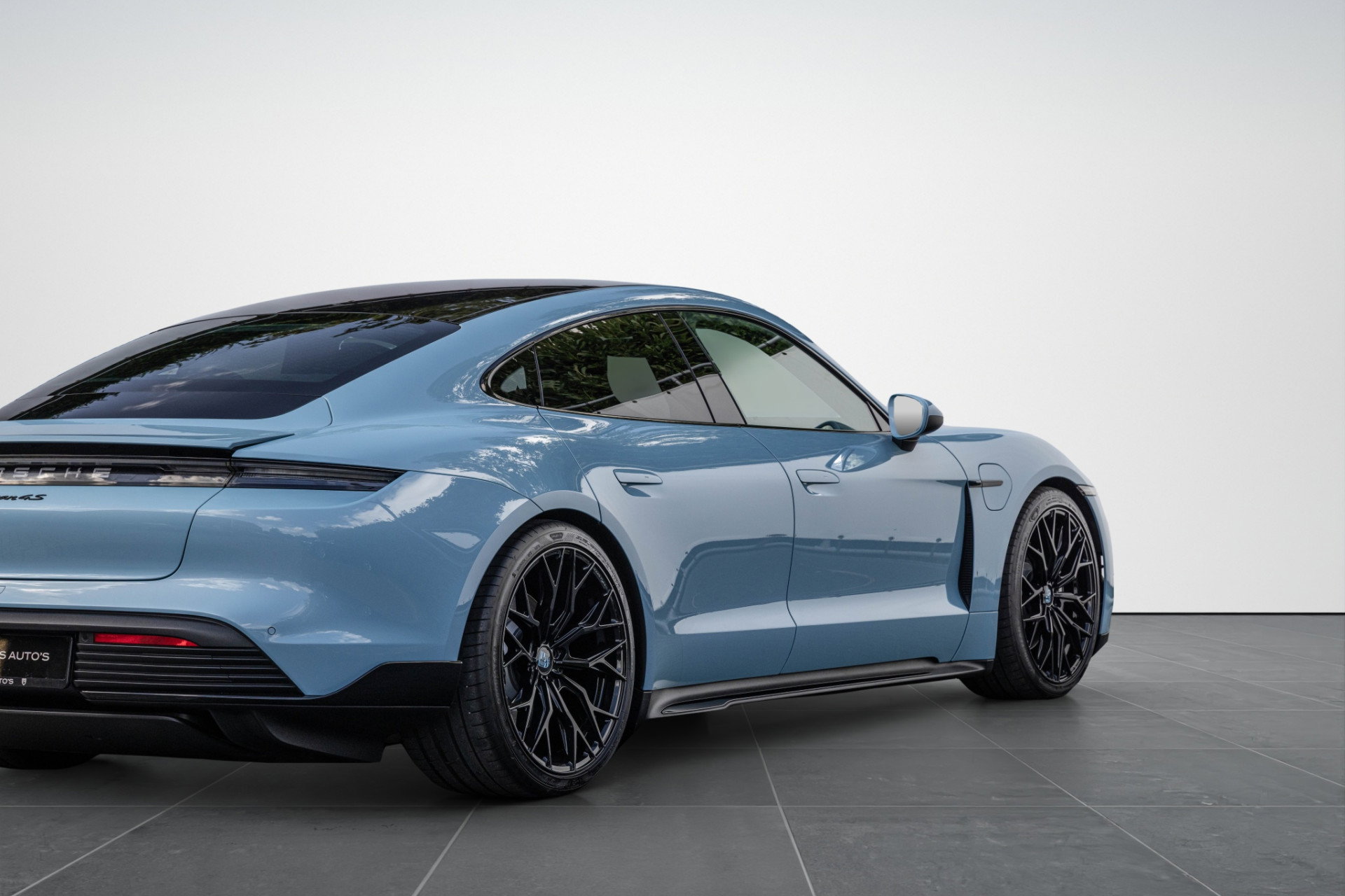 Porsche Taycan