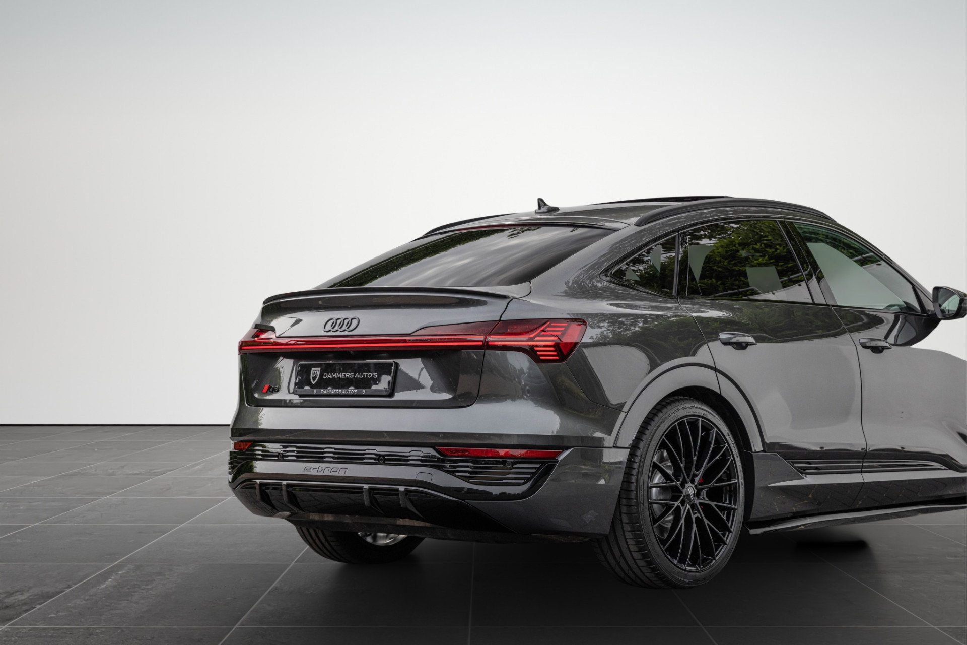 Audi Q8 Sportback e-tron