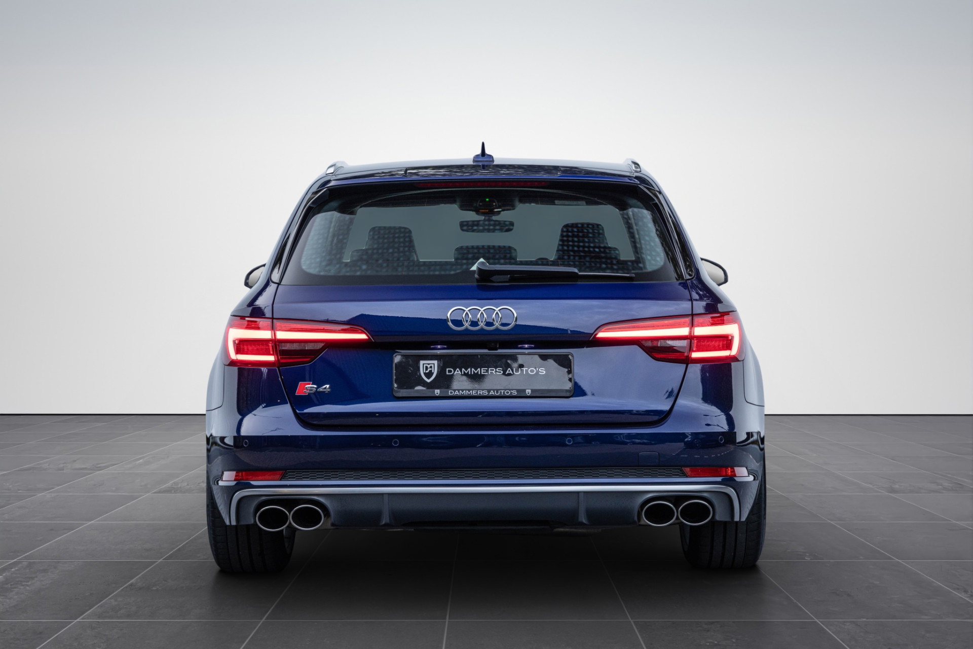 Audi S4