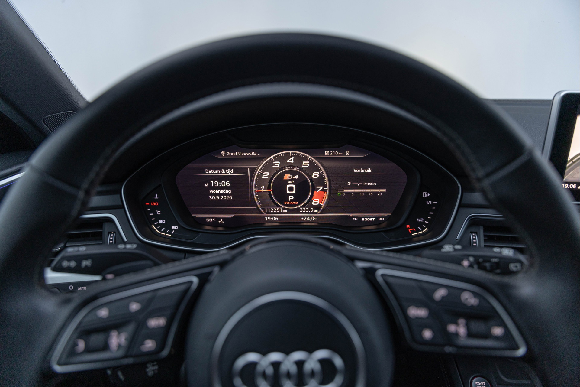 Audi S4