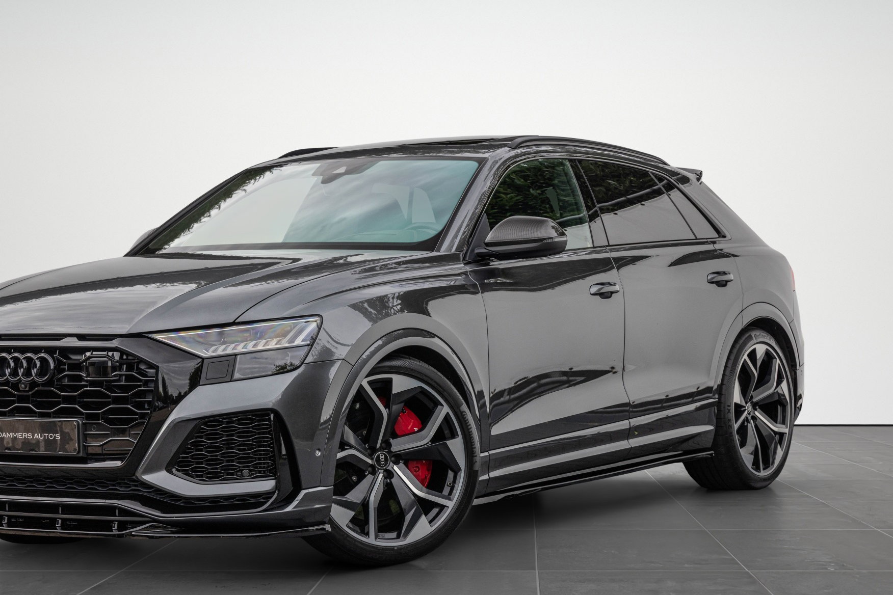 Audi RSQ8