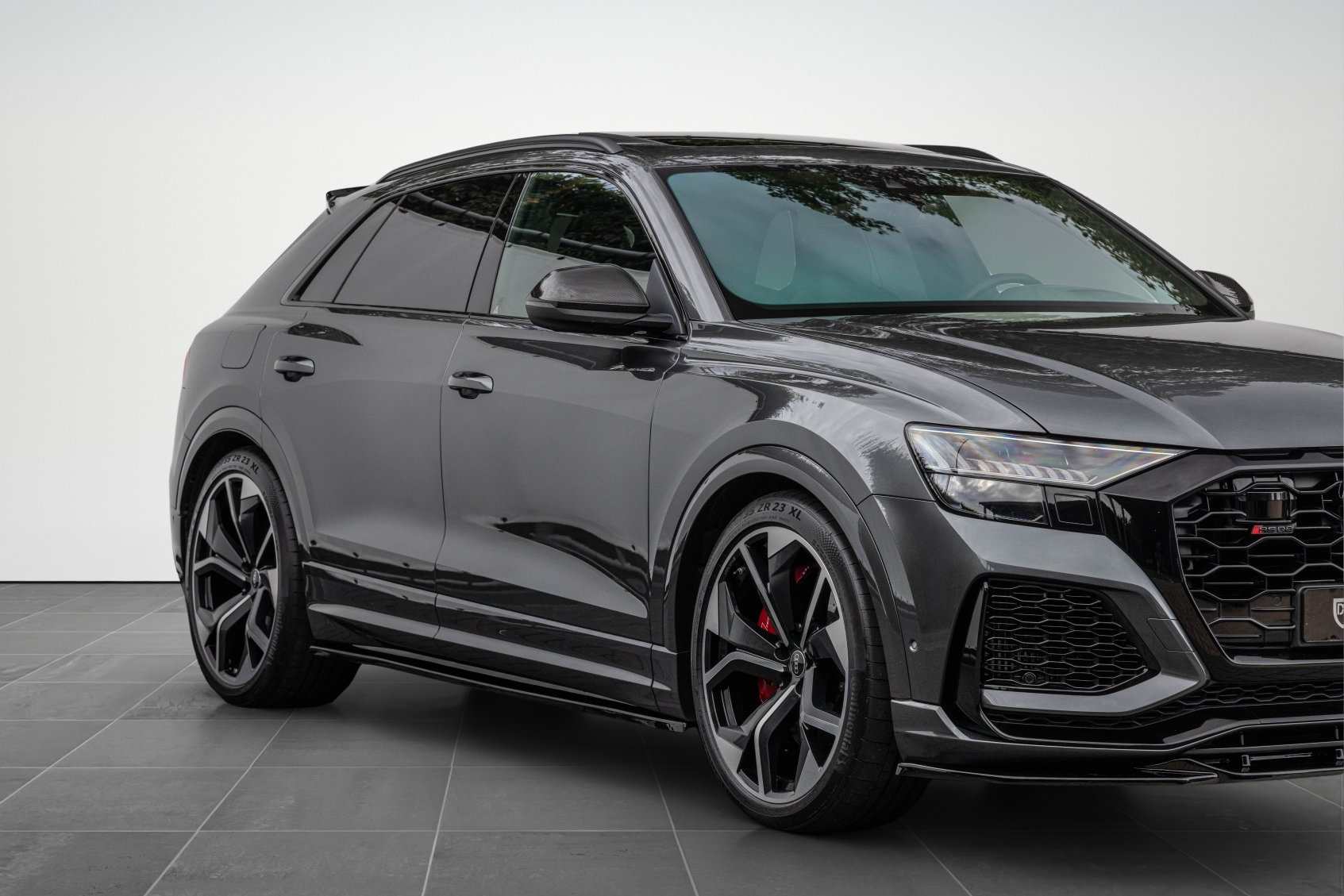 Audi RSQ8