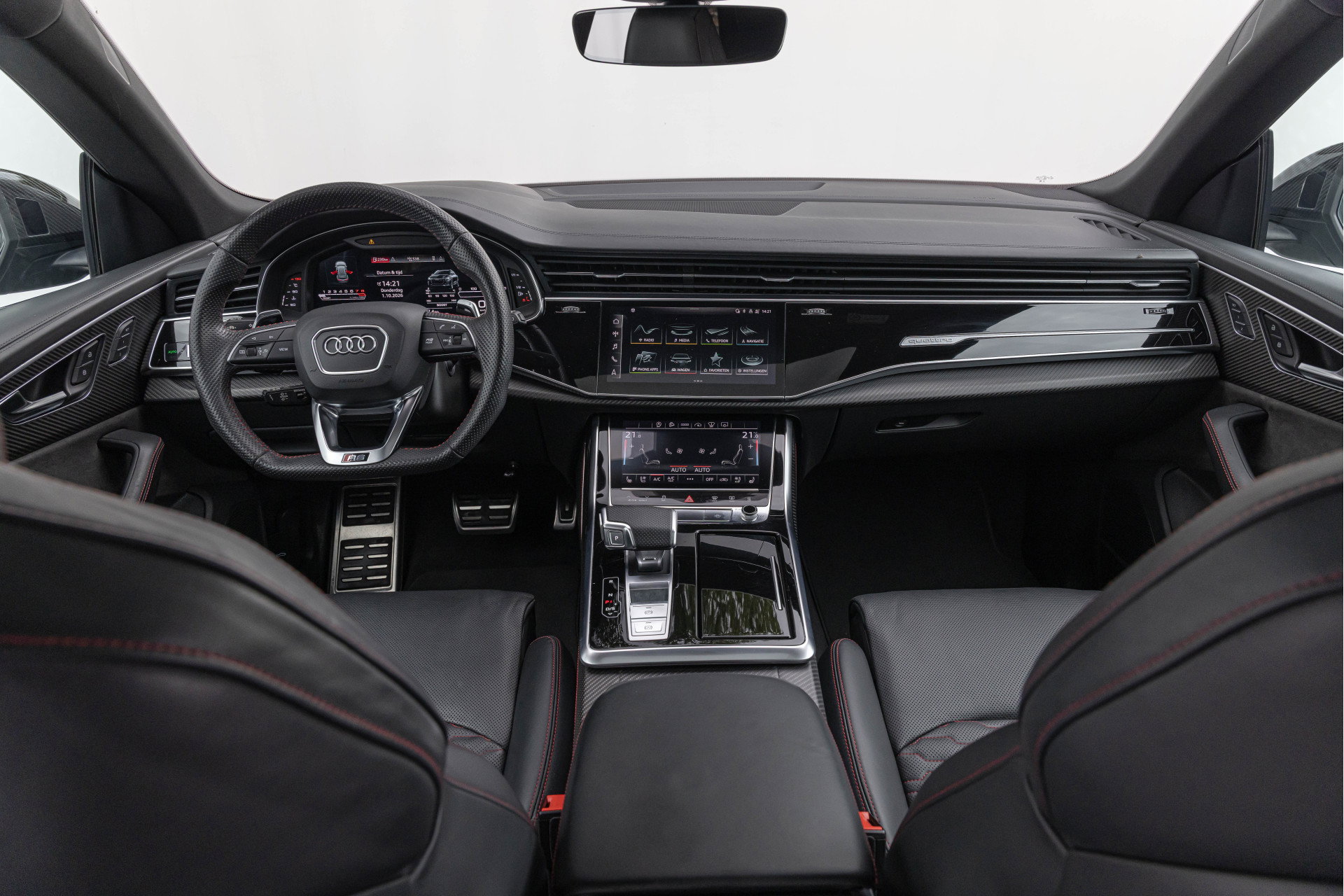 Audi RSQ8