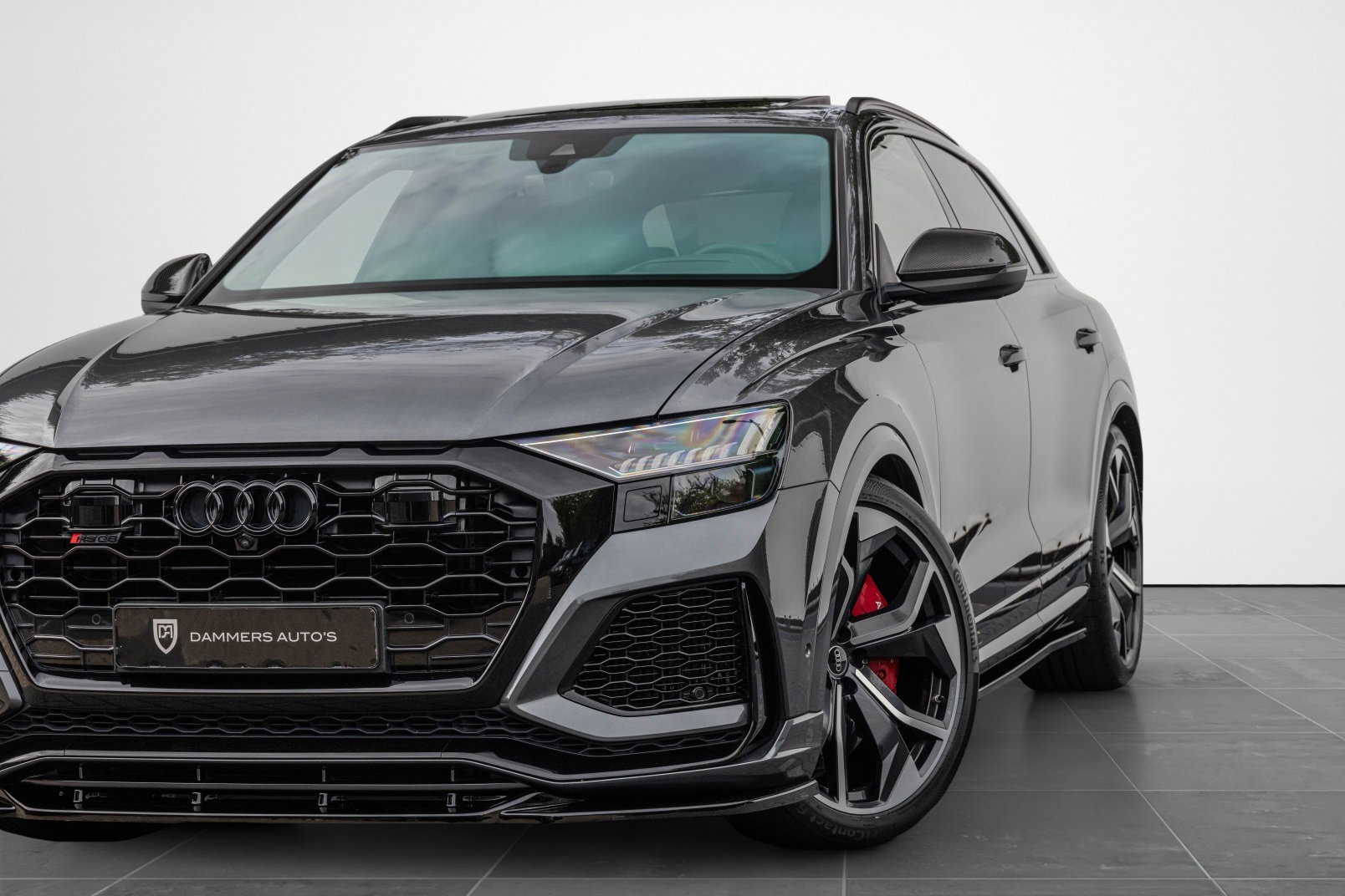 Audi RSQ8