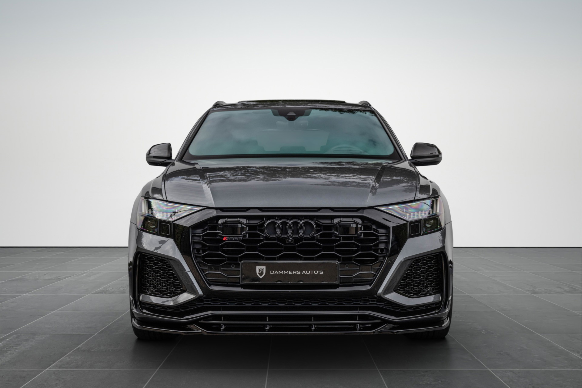 Audi RSQ8