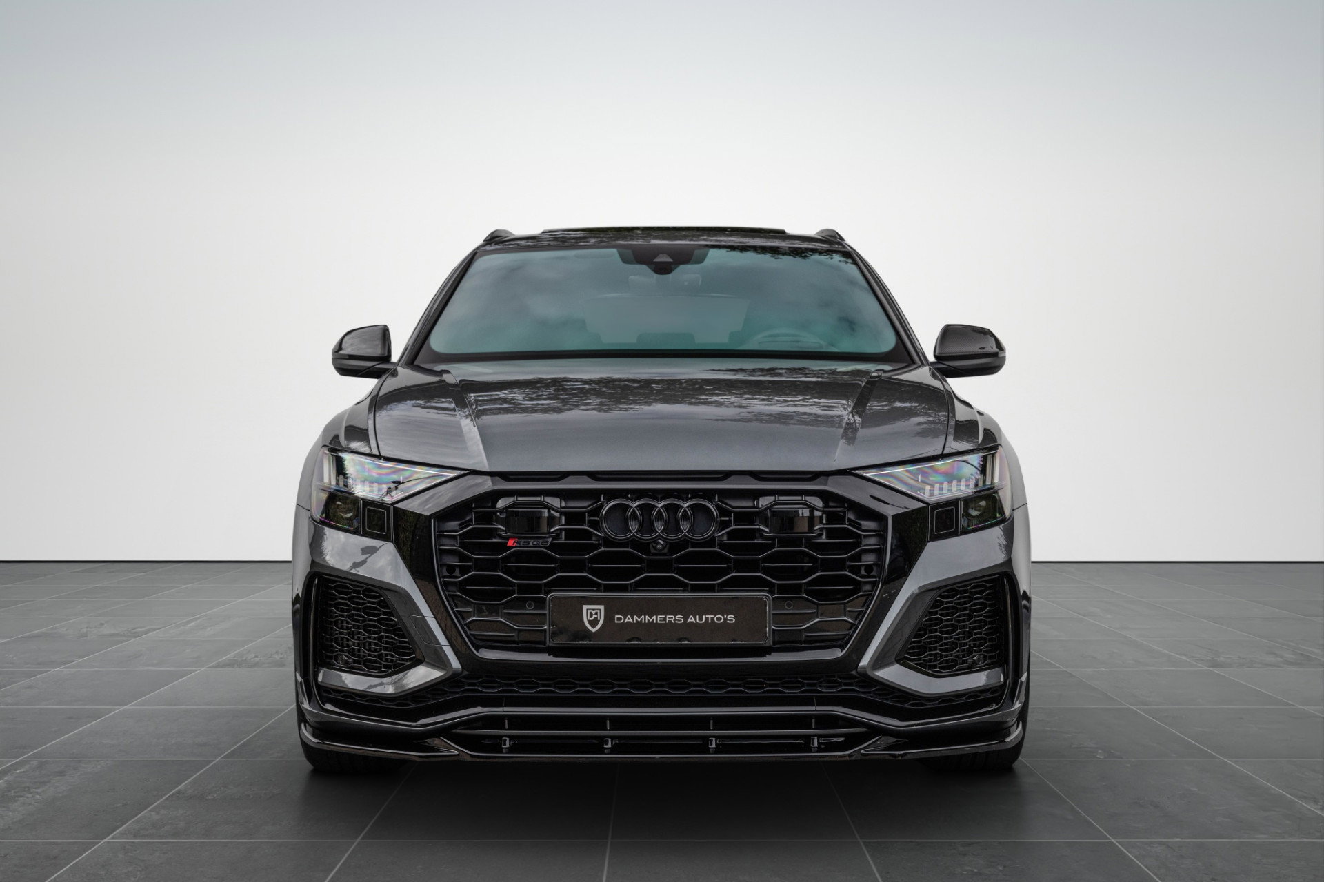 Audi RSQ8