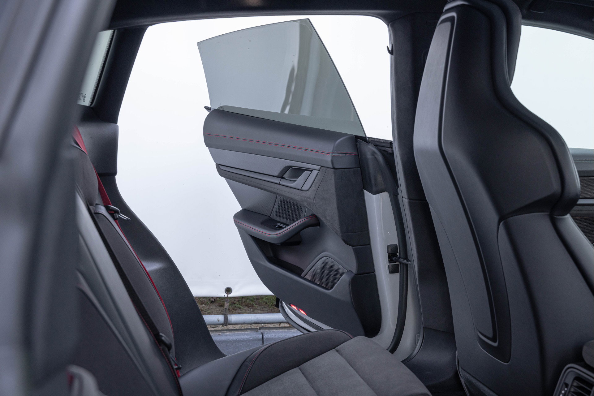 Porsche Taycan Sport Turismo