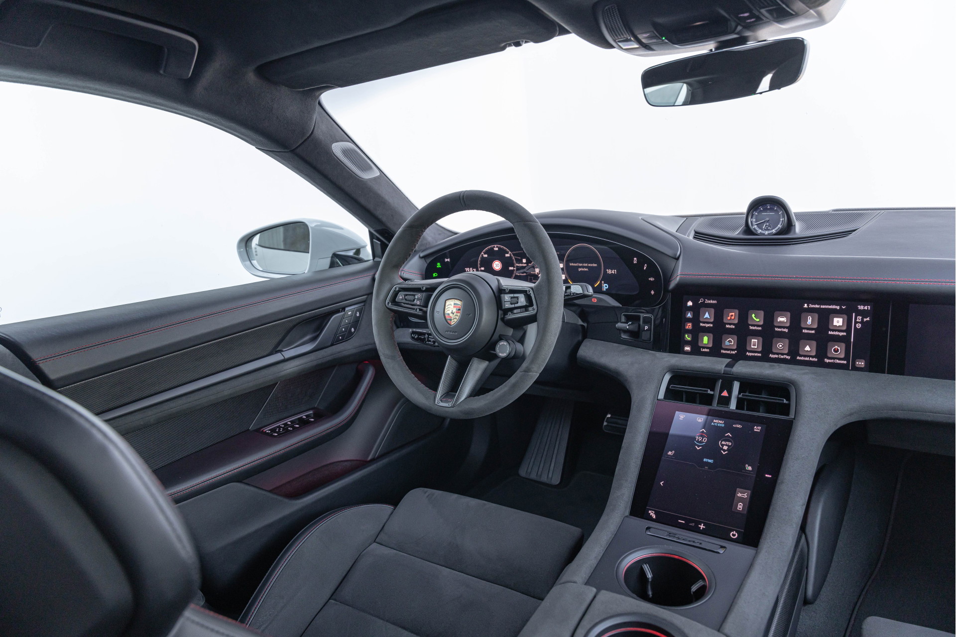 Porsche Taycan Sport Turismo