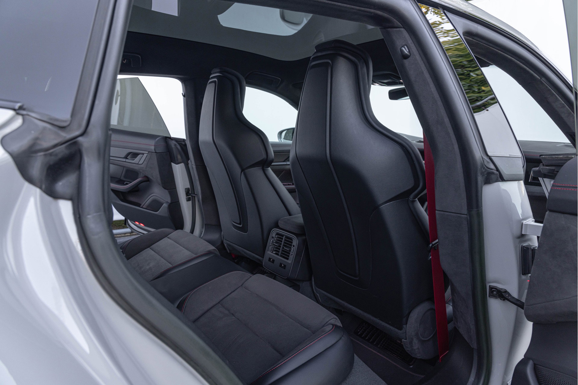 Porsche Taycan Sport Turismo