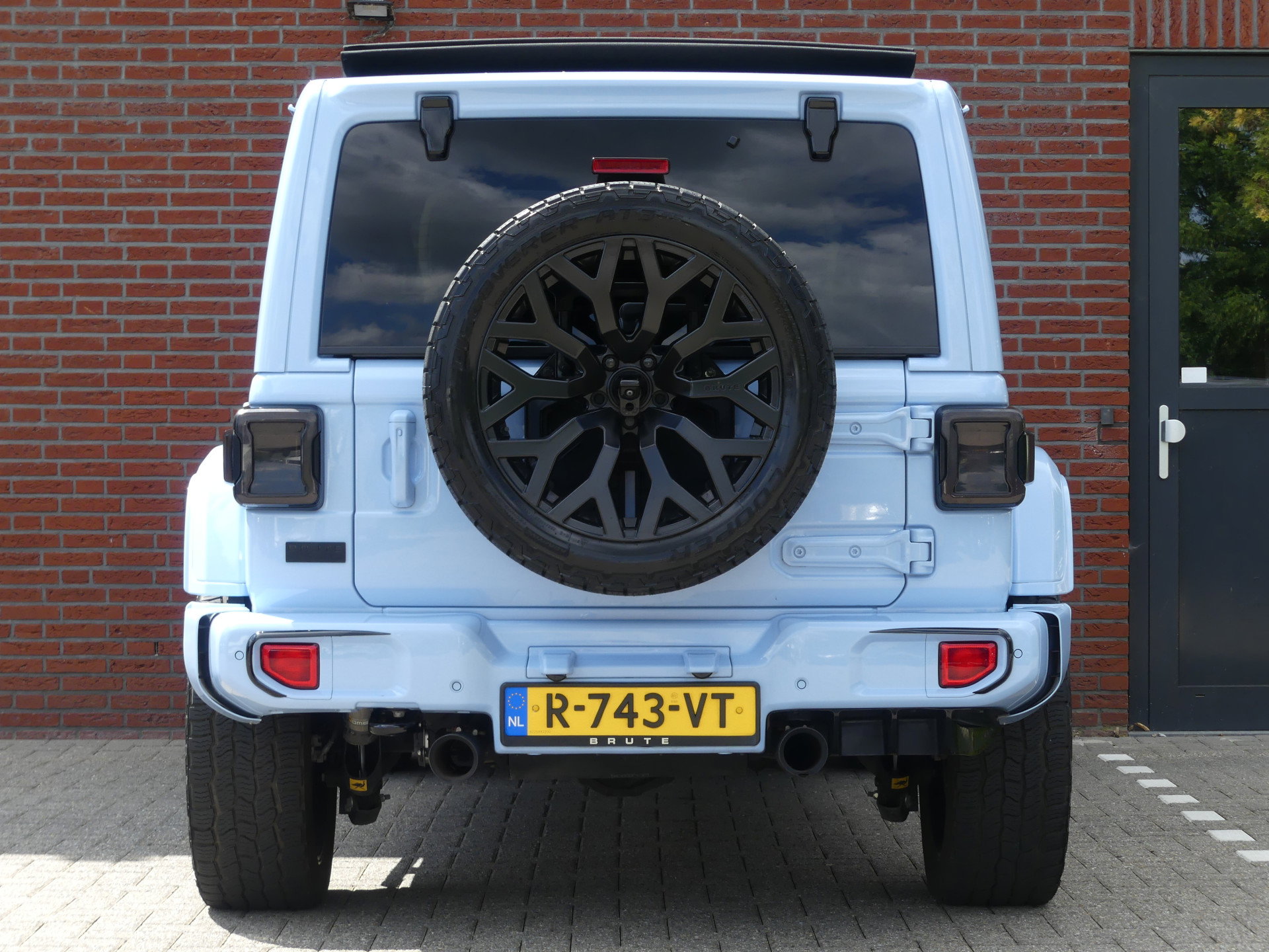 21