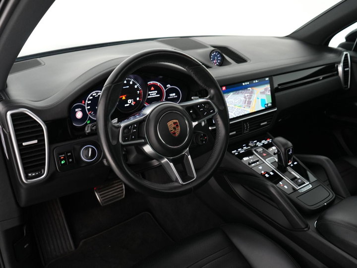 848651304