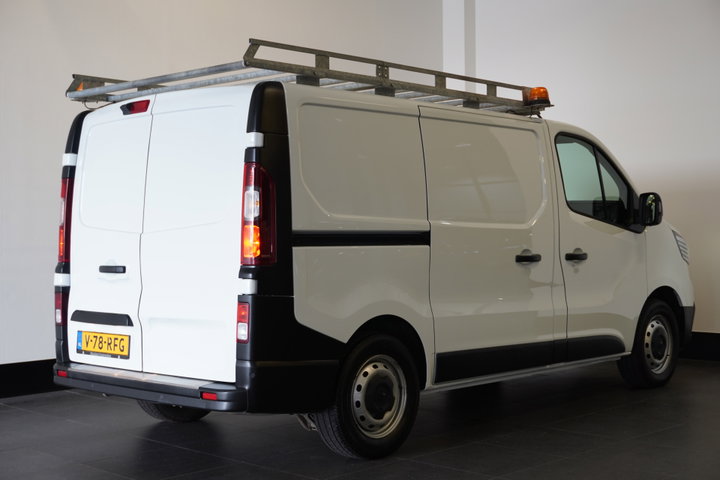 935271588