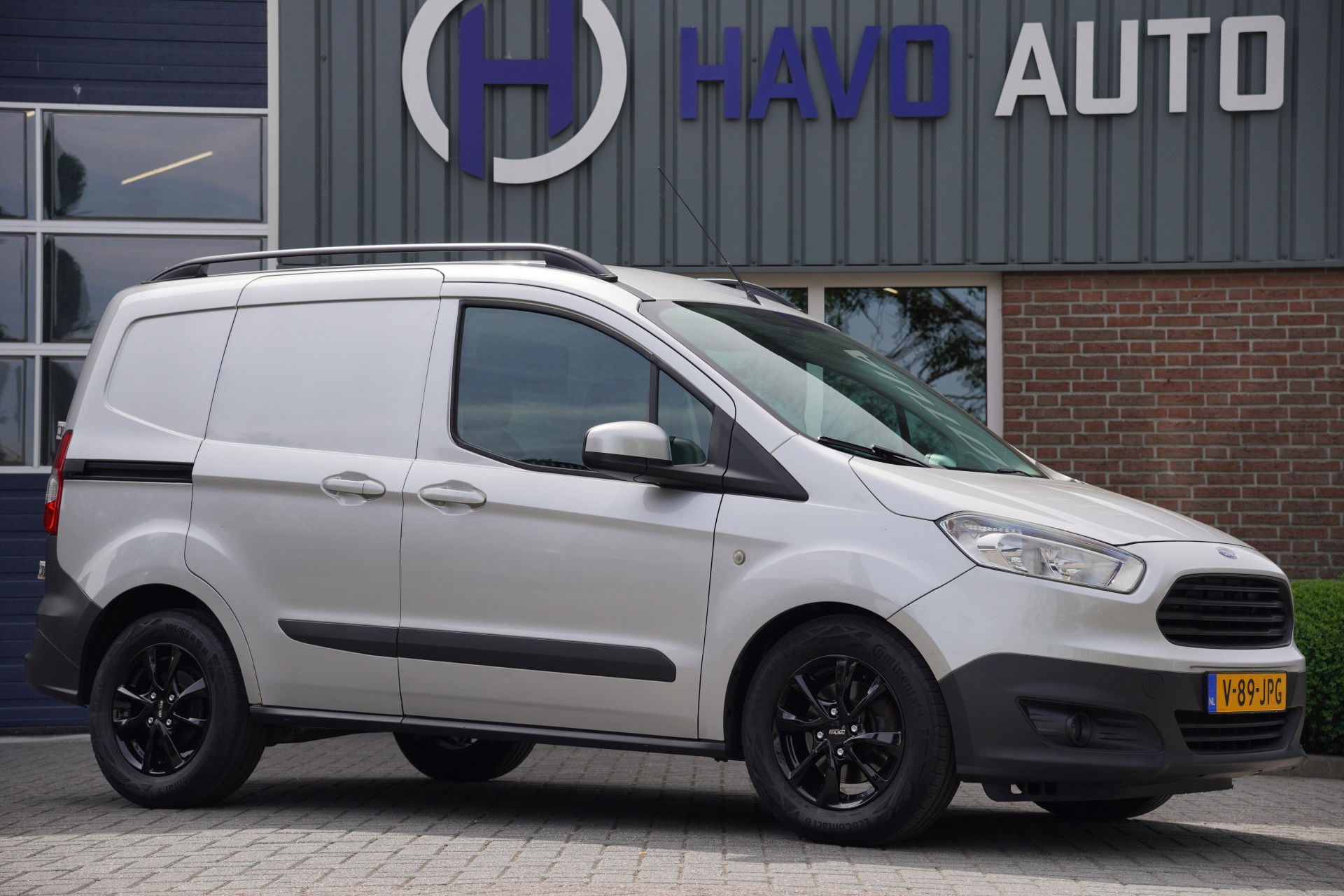 Ford Transit Courier