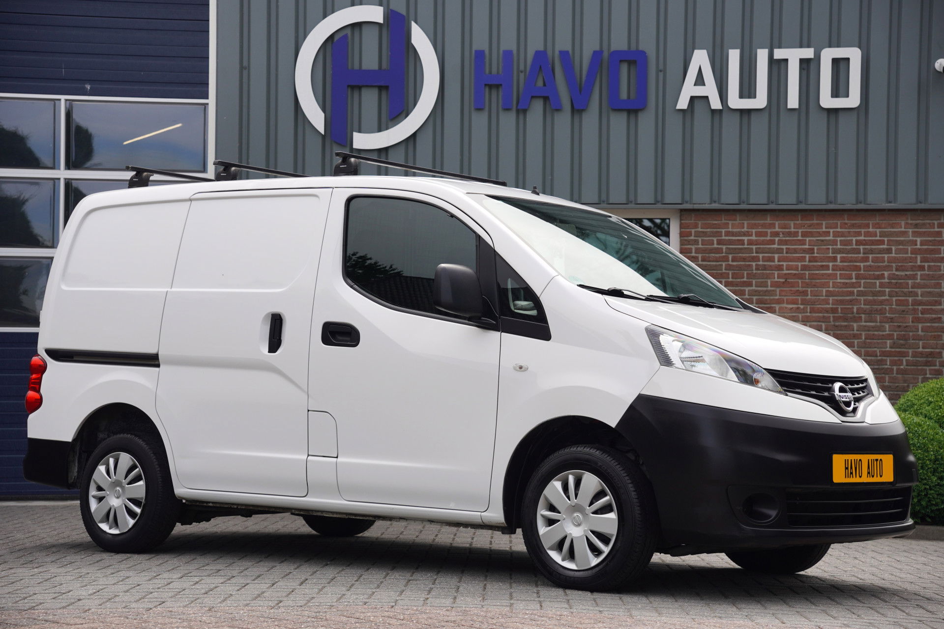 Nissan NV200