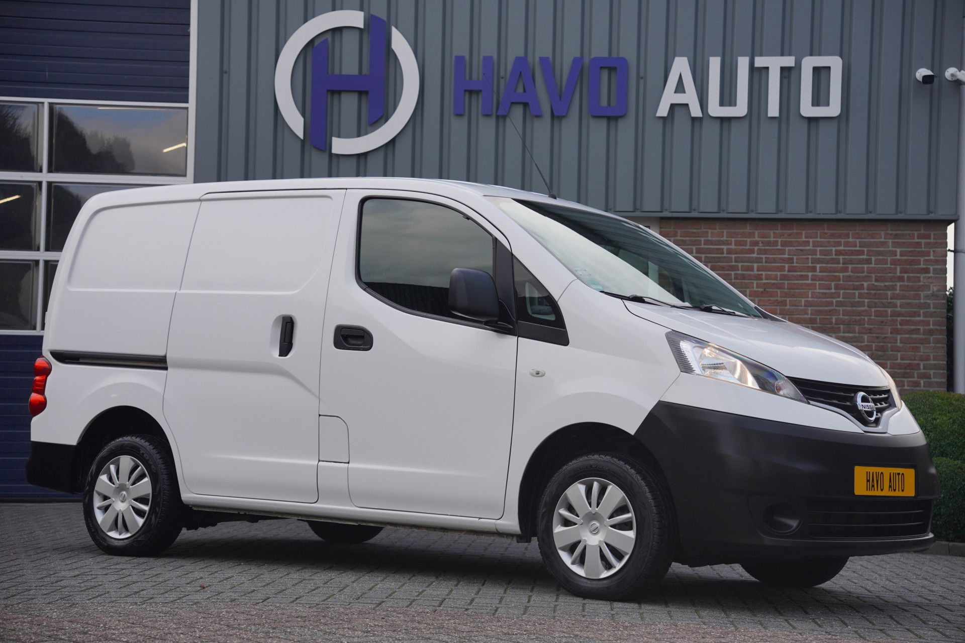 Nissan NV200