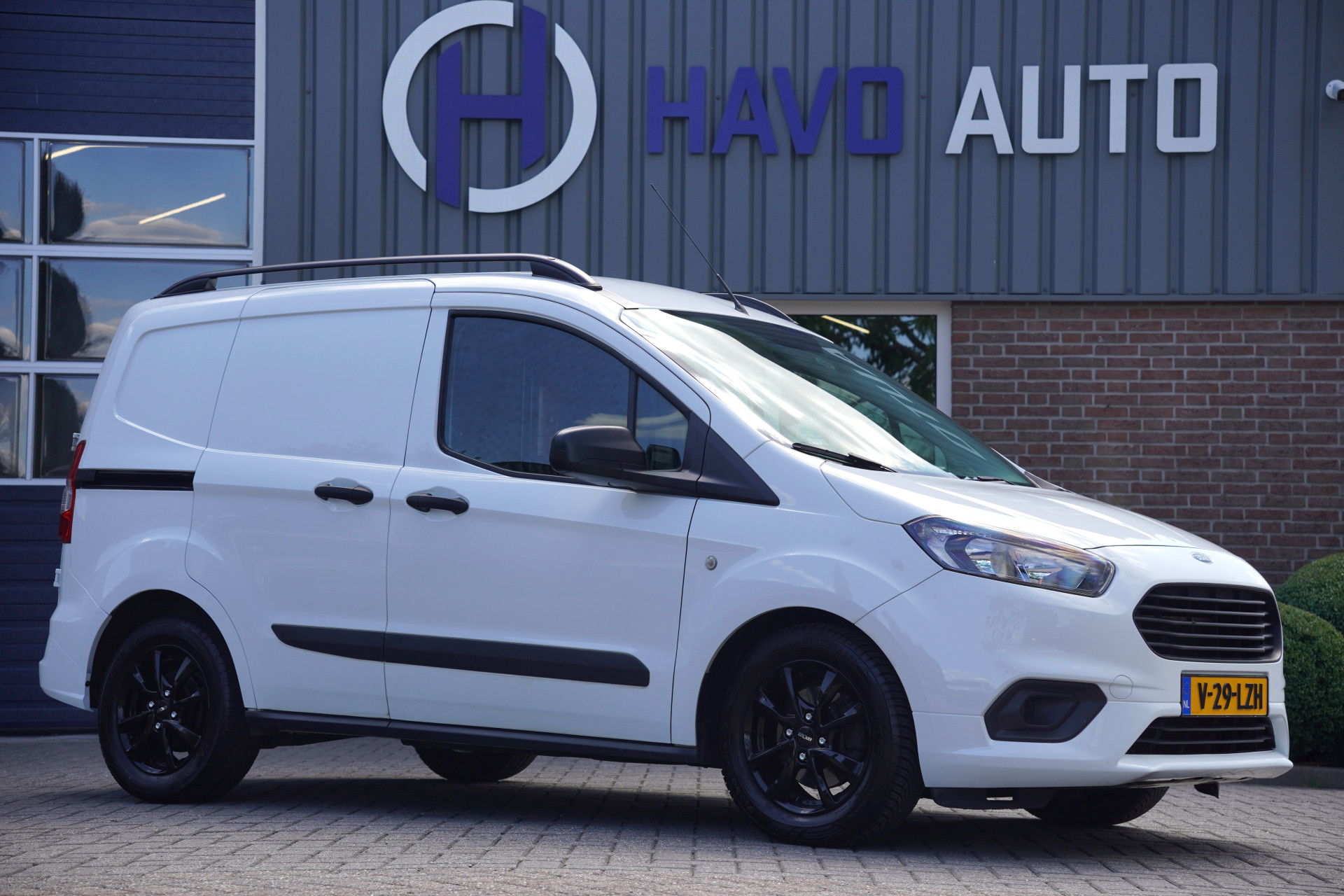Ford Transit Courier