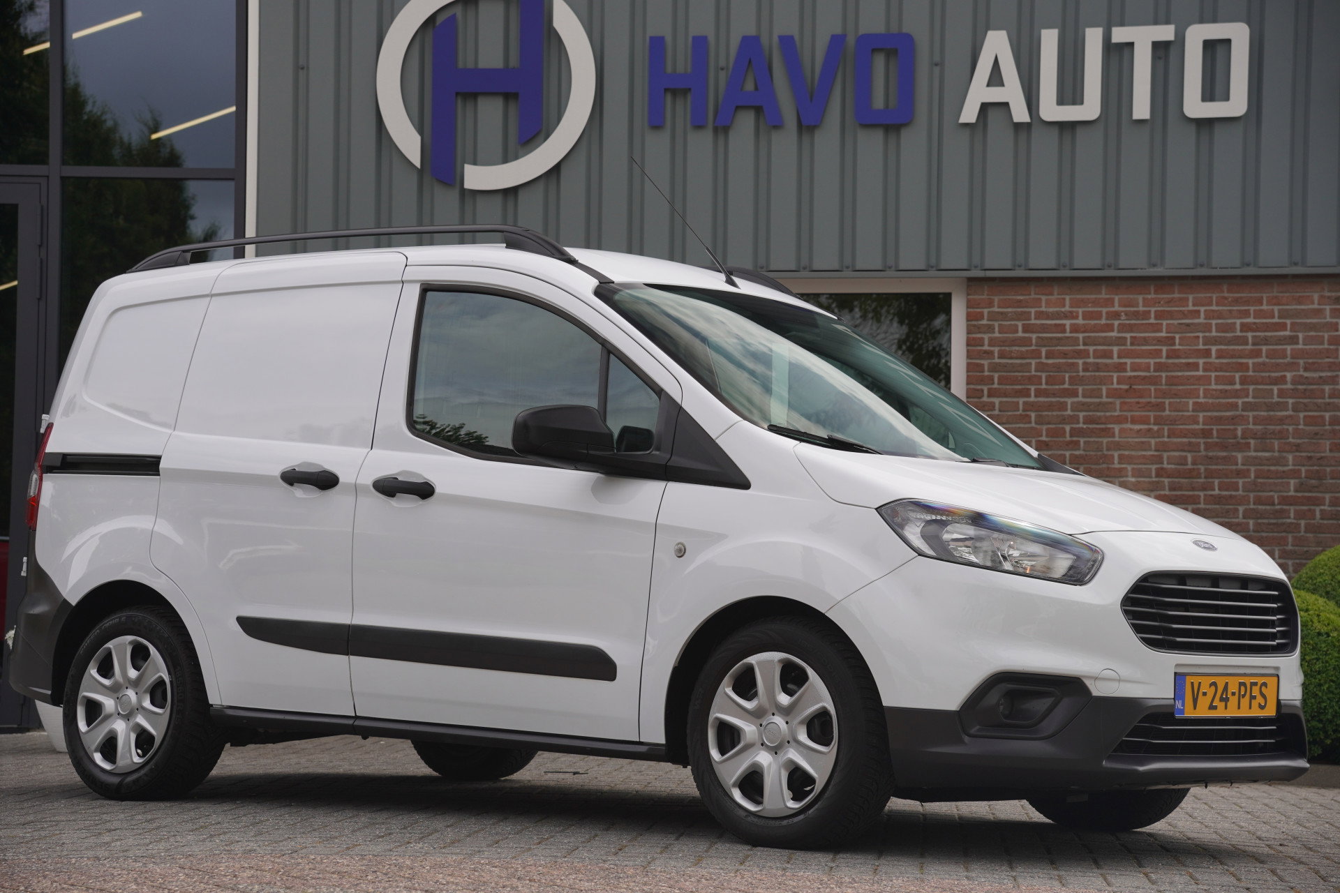 Ford Transit Courier