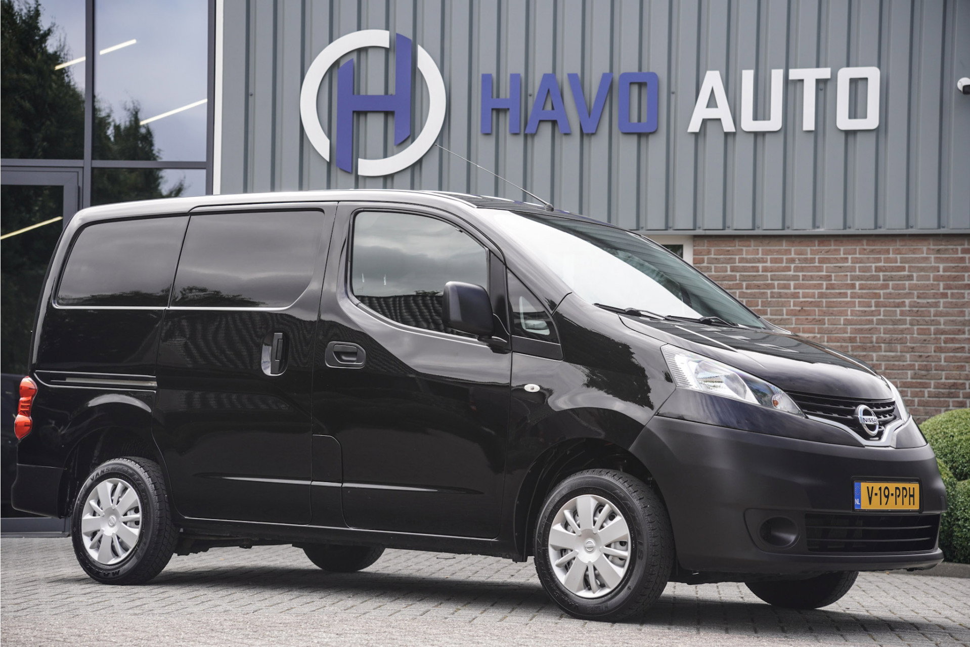 Nissan NV200