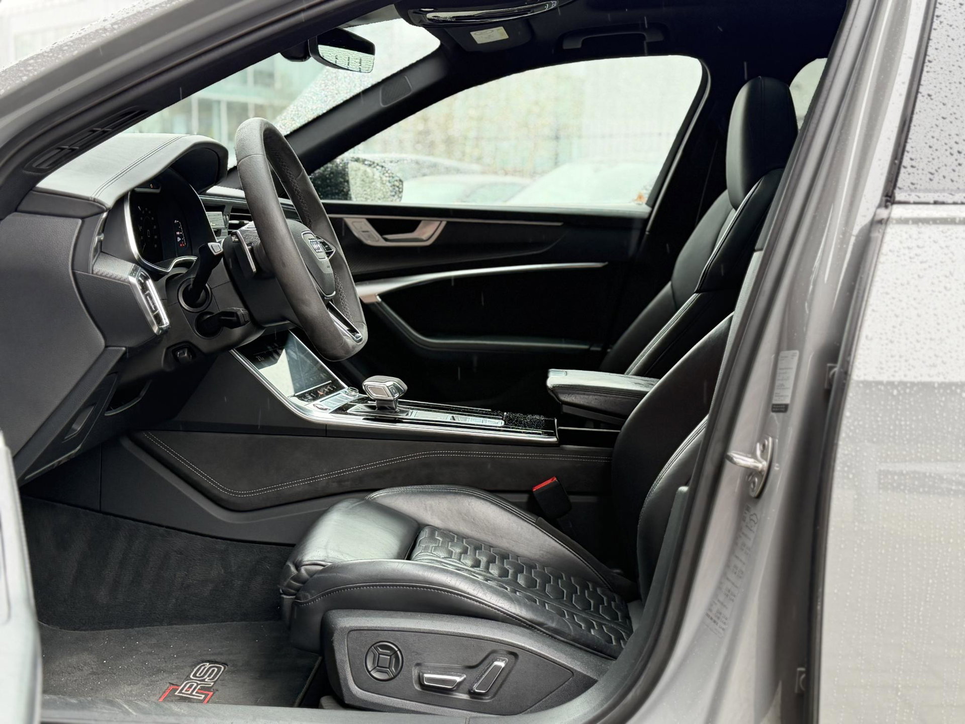 Rs6 Layout Audi RS6 - House of Cars