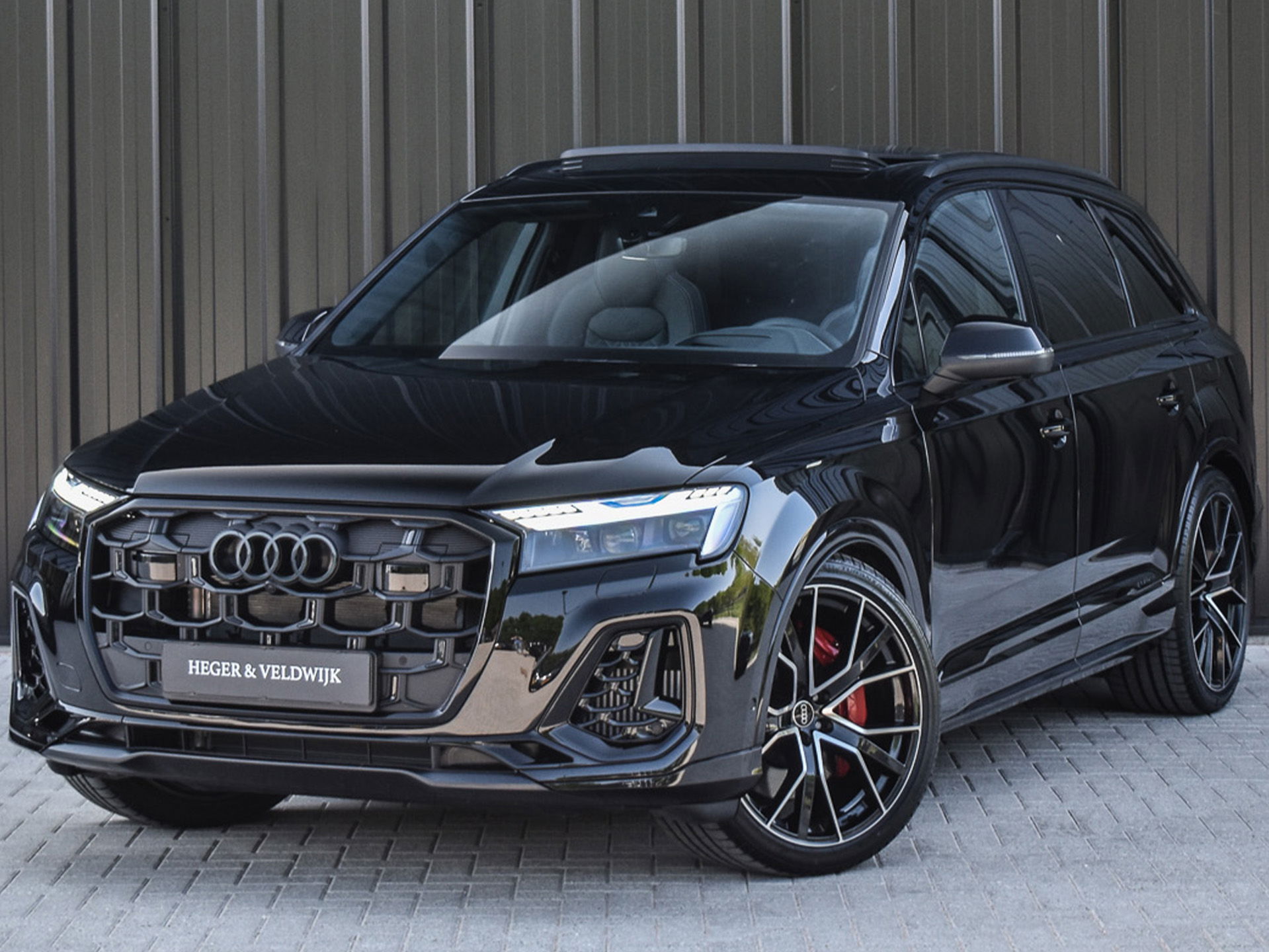 Audi Q7 - 0