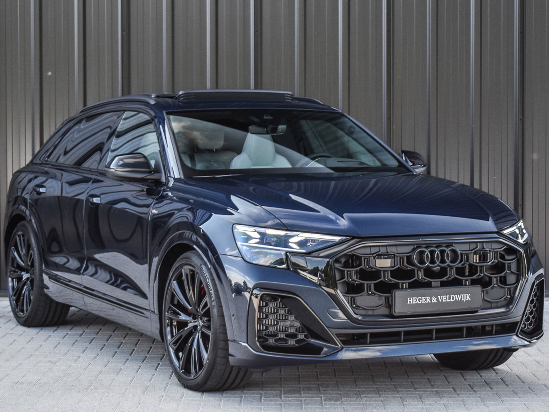 Audi Q8 - 60