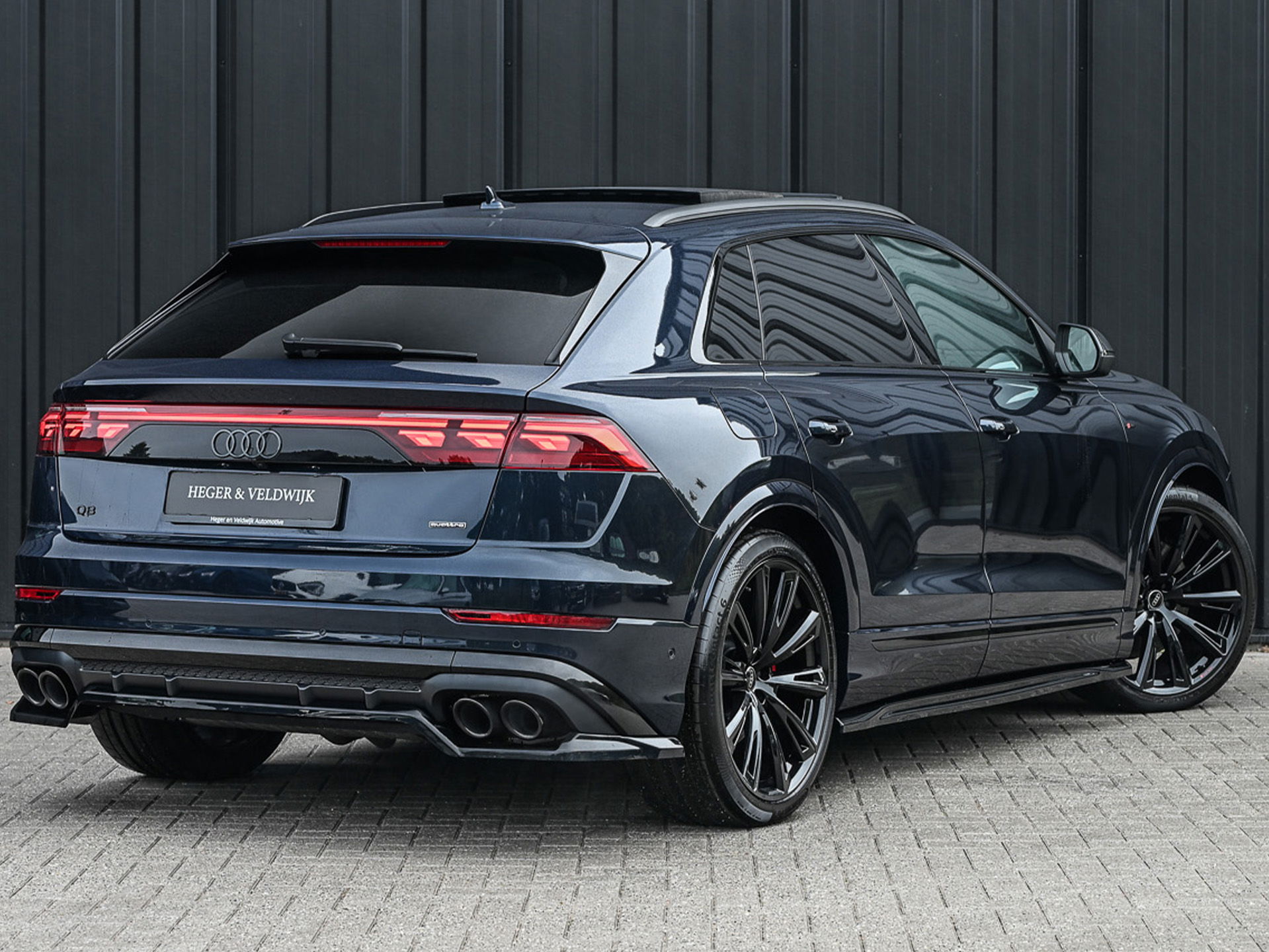Audi Q8 - 1