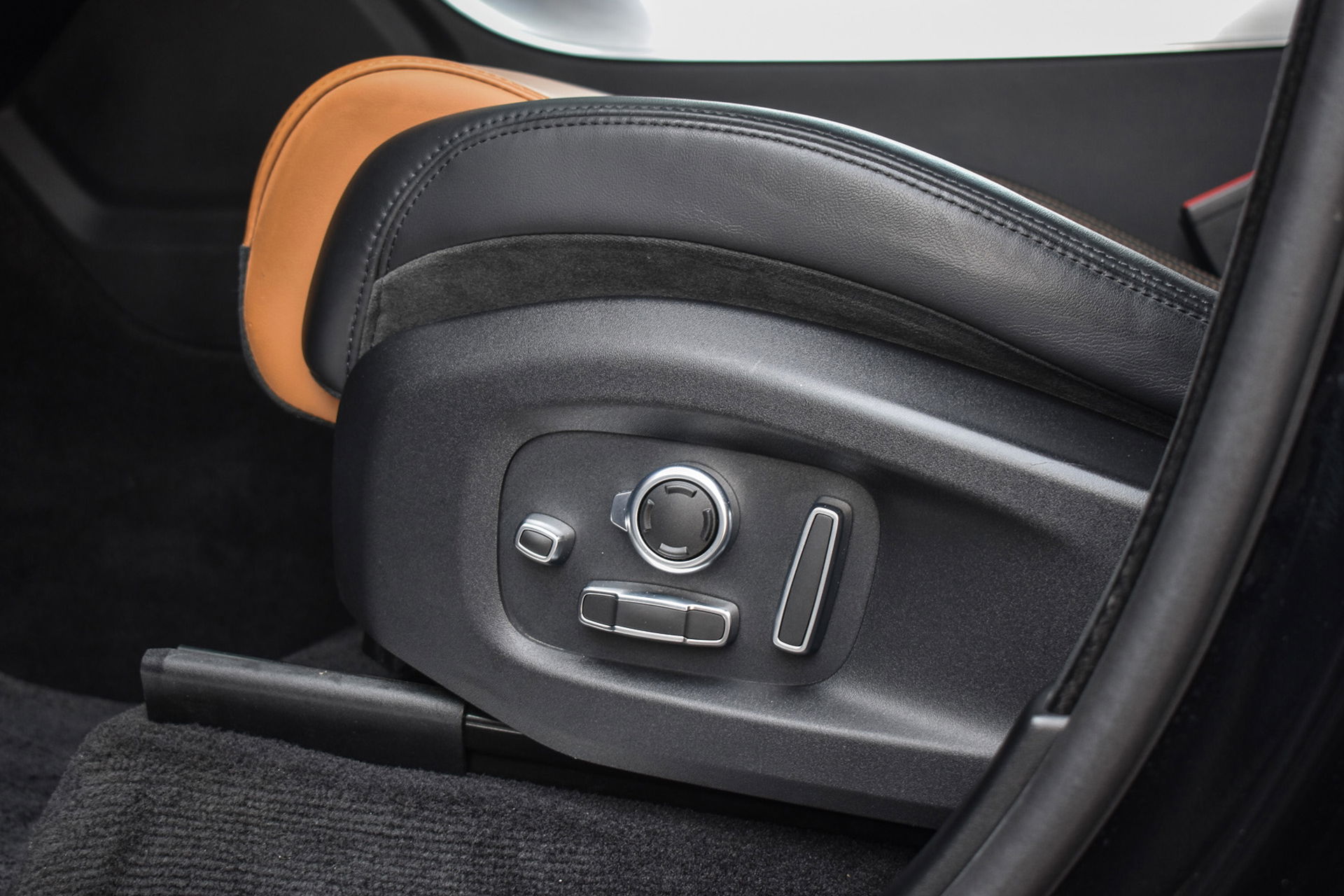 Land Rover Range Rover Sport - 11