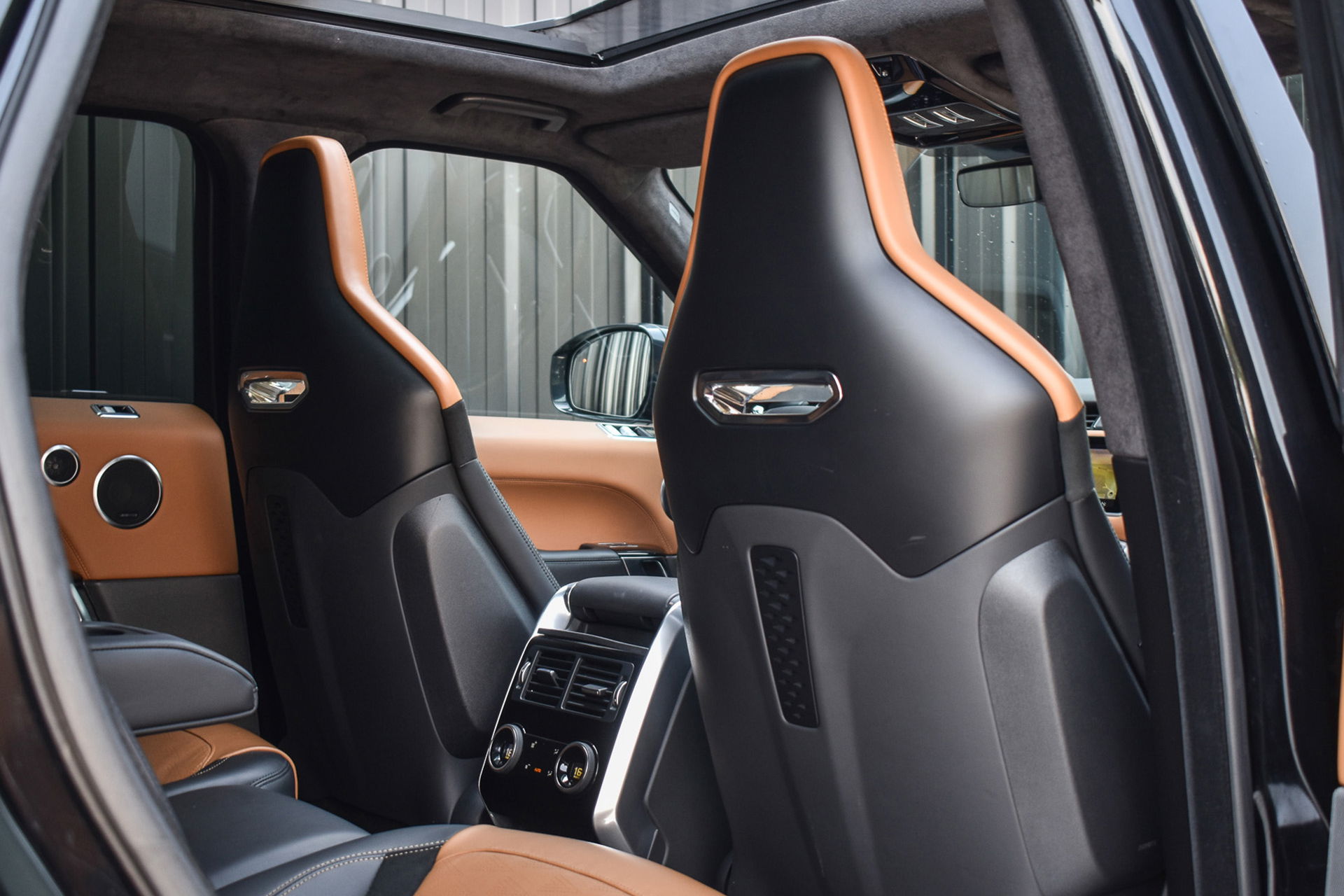 Land Rover Range Rover Sport - 33