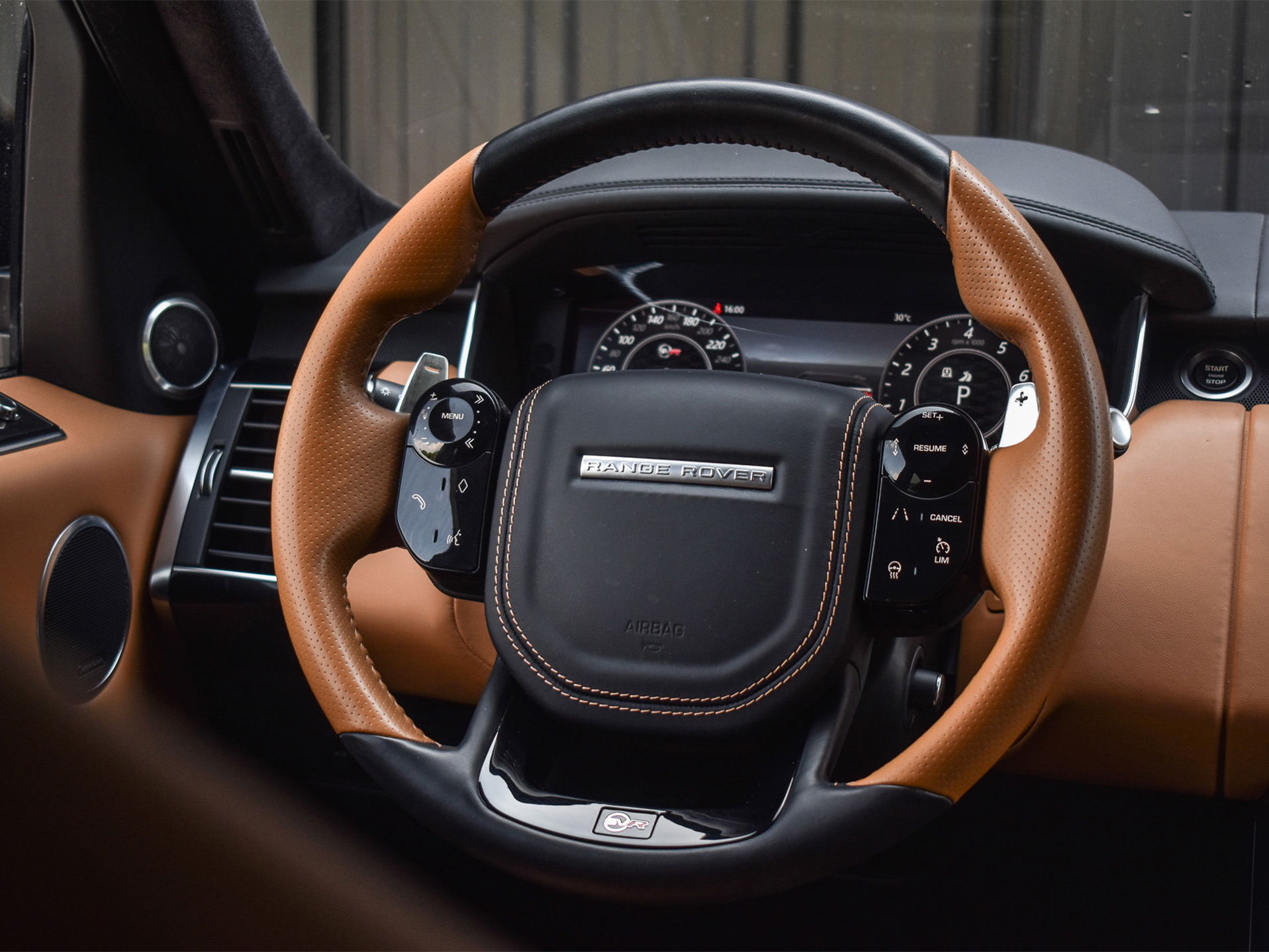 Land Rover Range Rover Sport - 44