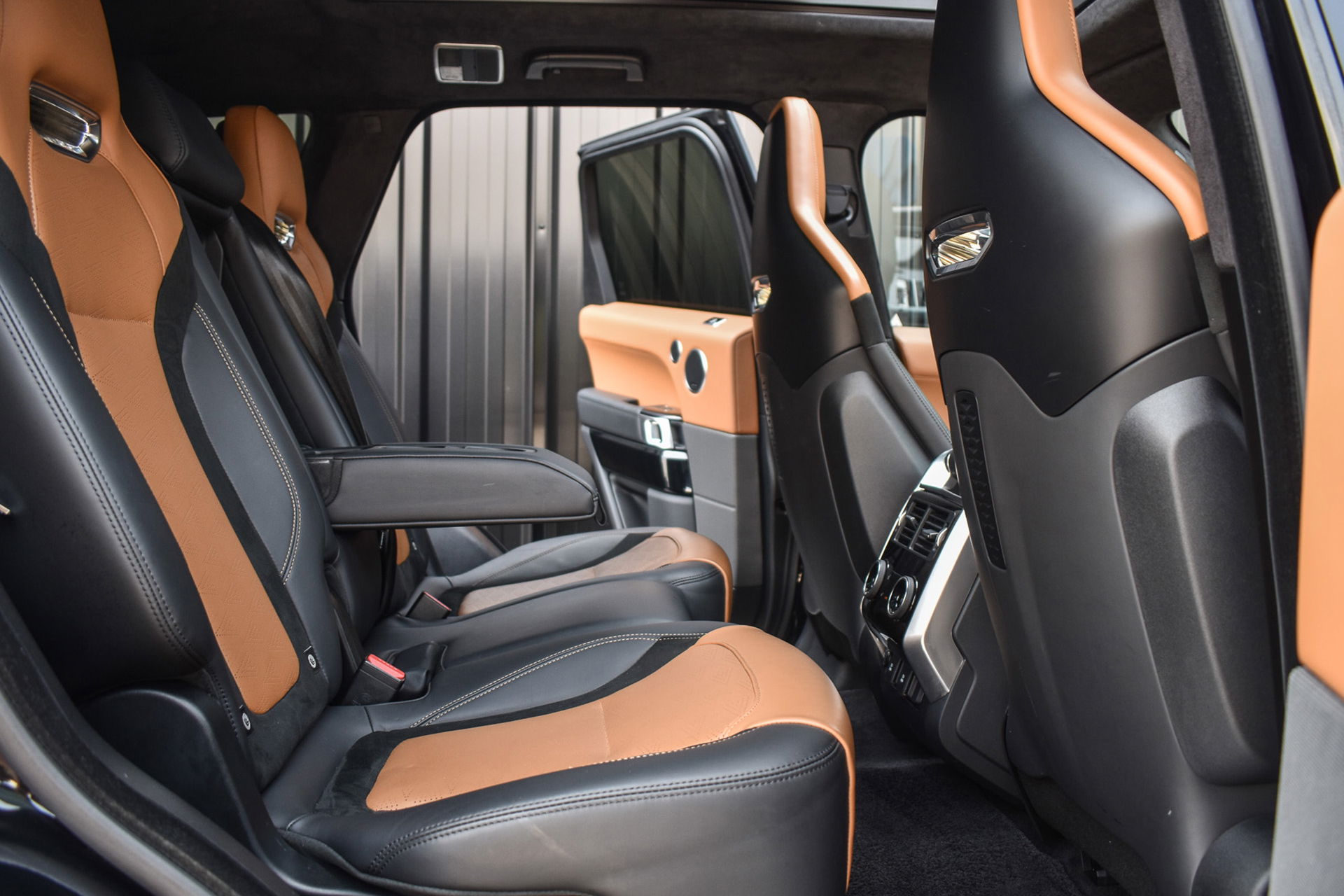 Land Rover Range Rover Sport - 51