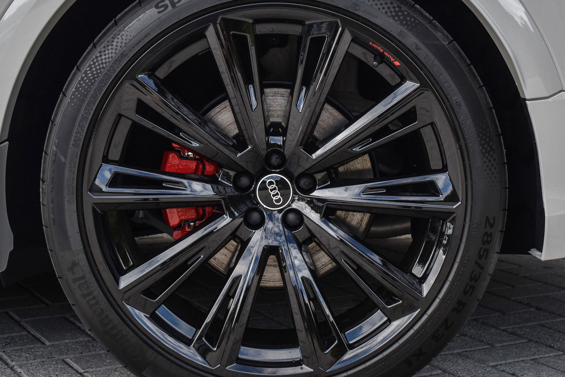 Audi Q8 - 10