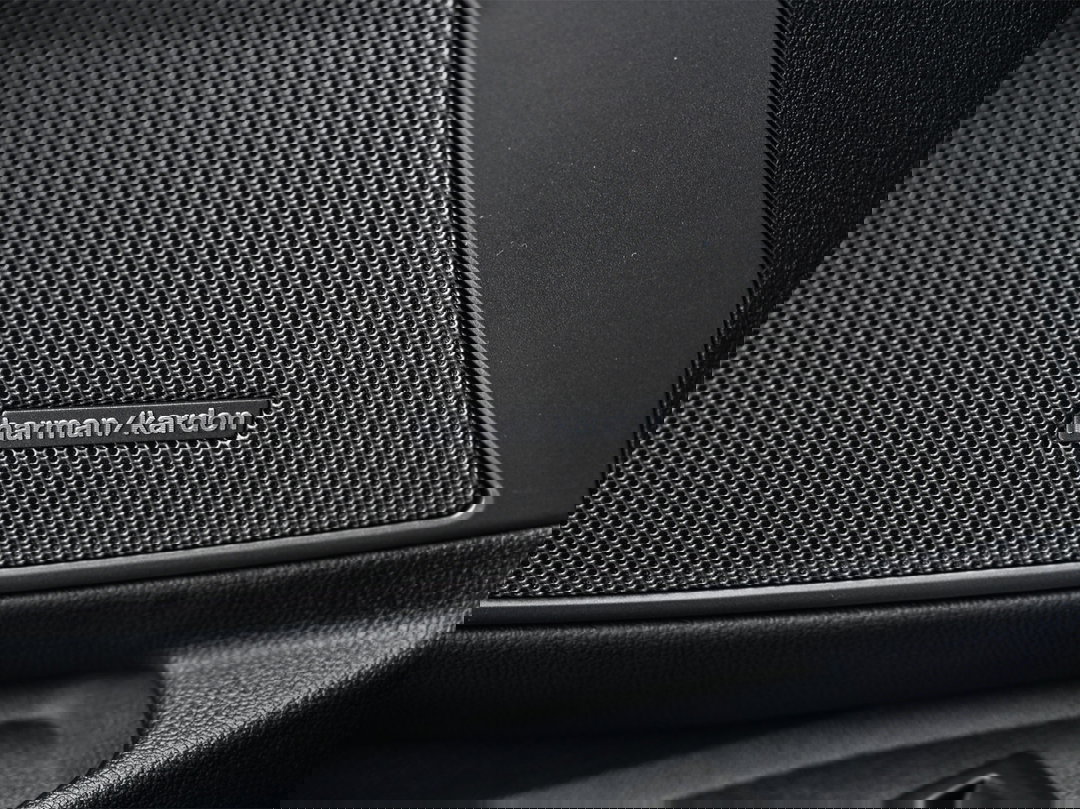 Harman Kardon Sound system