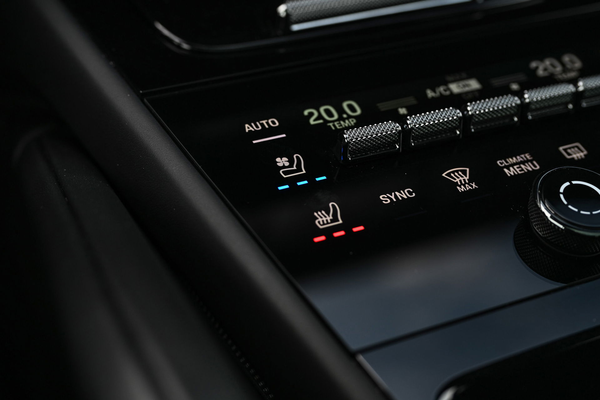 Porsche Cayenne - 14