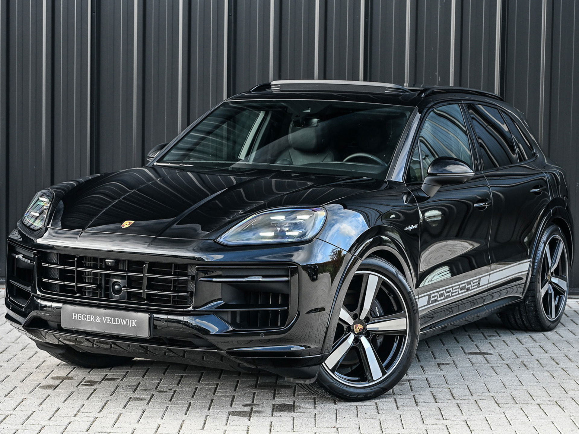 Porsche Cayenne - 0