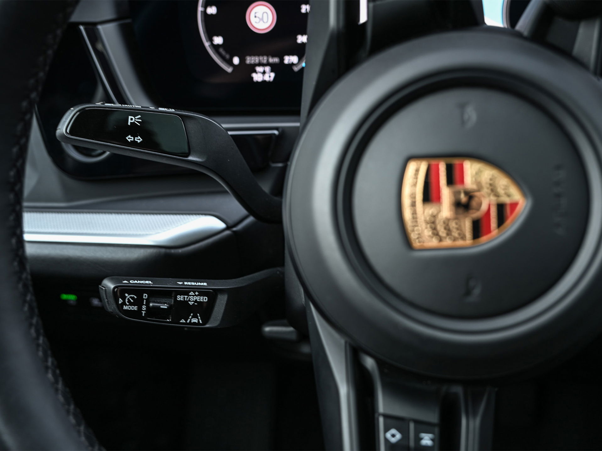 Porsche Cayenne - 34