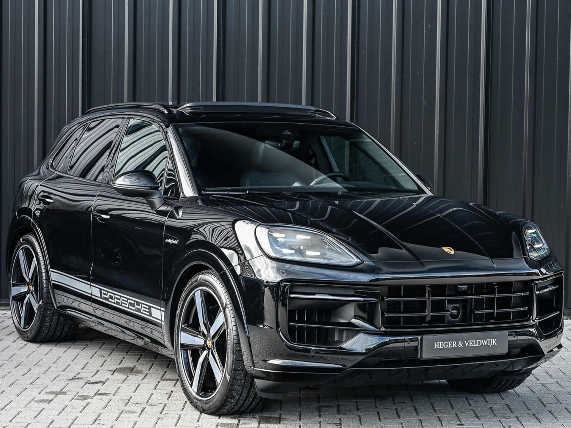 Porsche Cayenne - 50