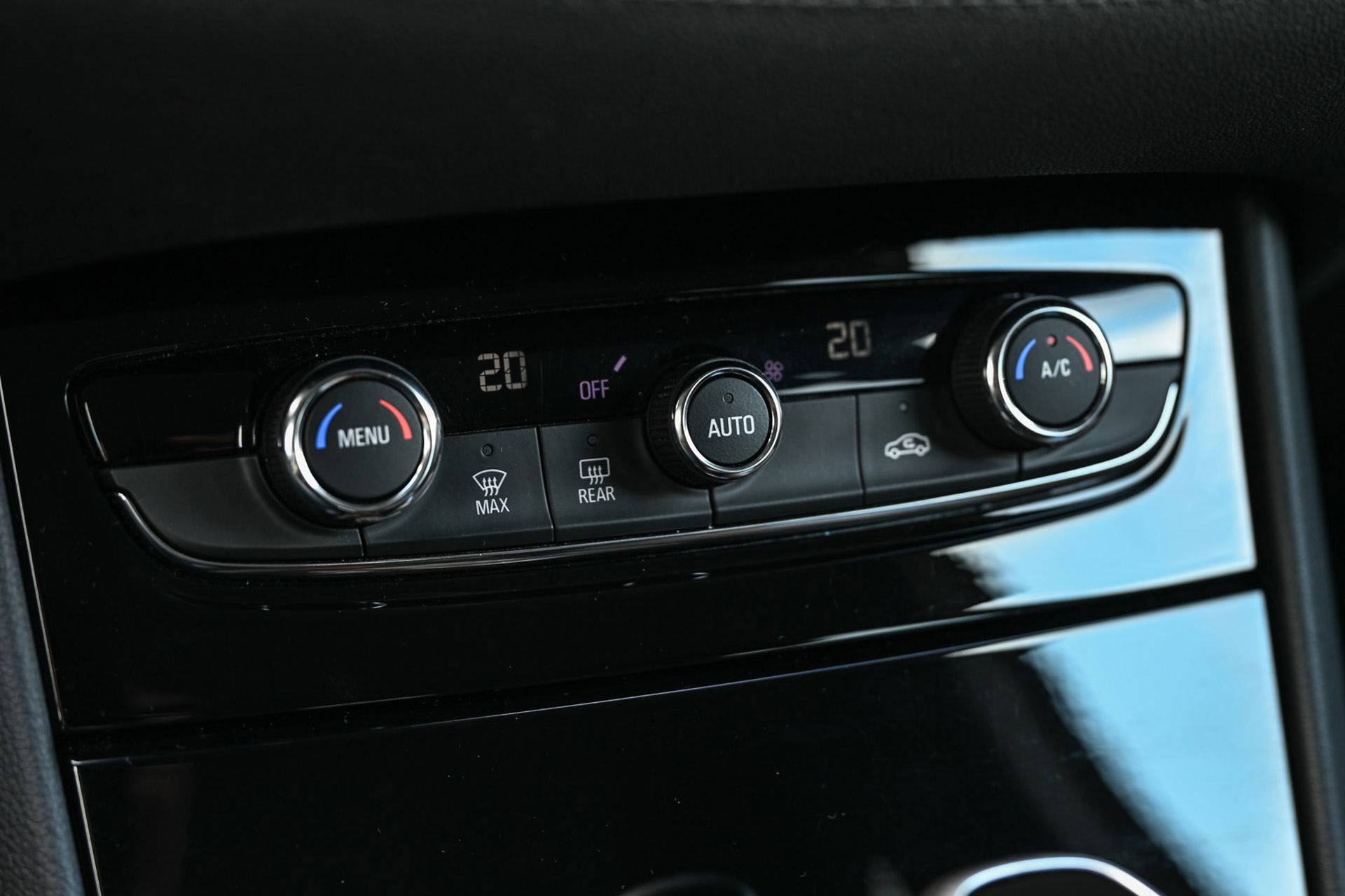 Opel Grandland X - 23