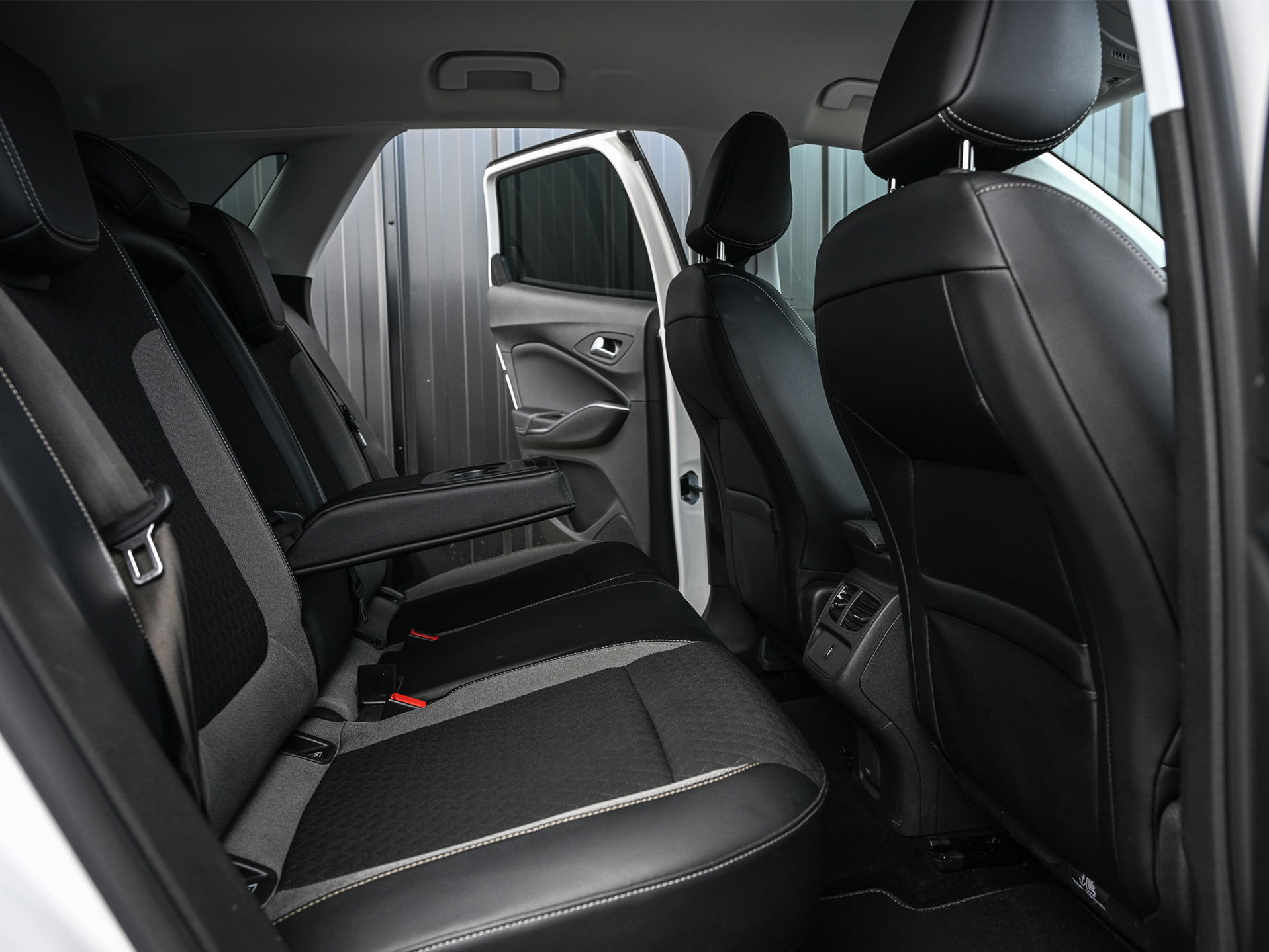 Opel Grandland X - 29