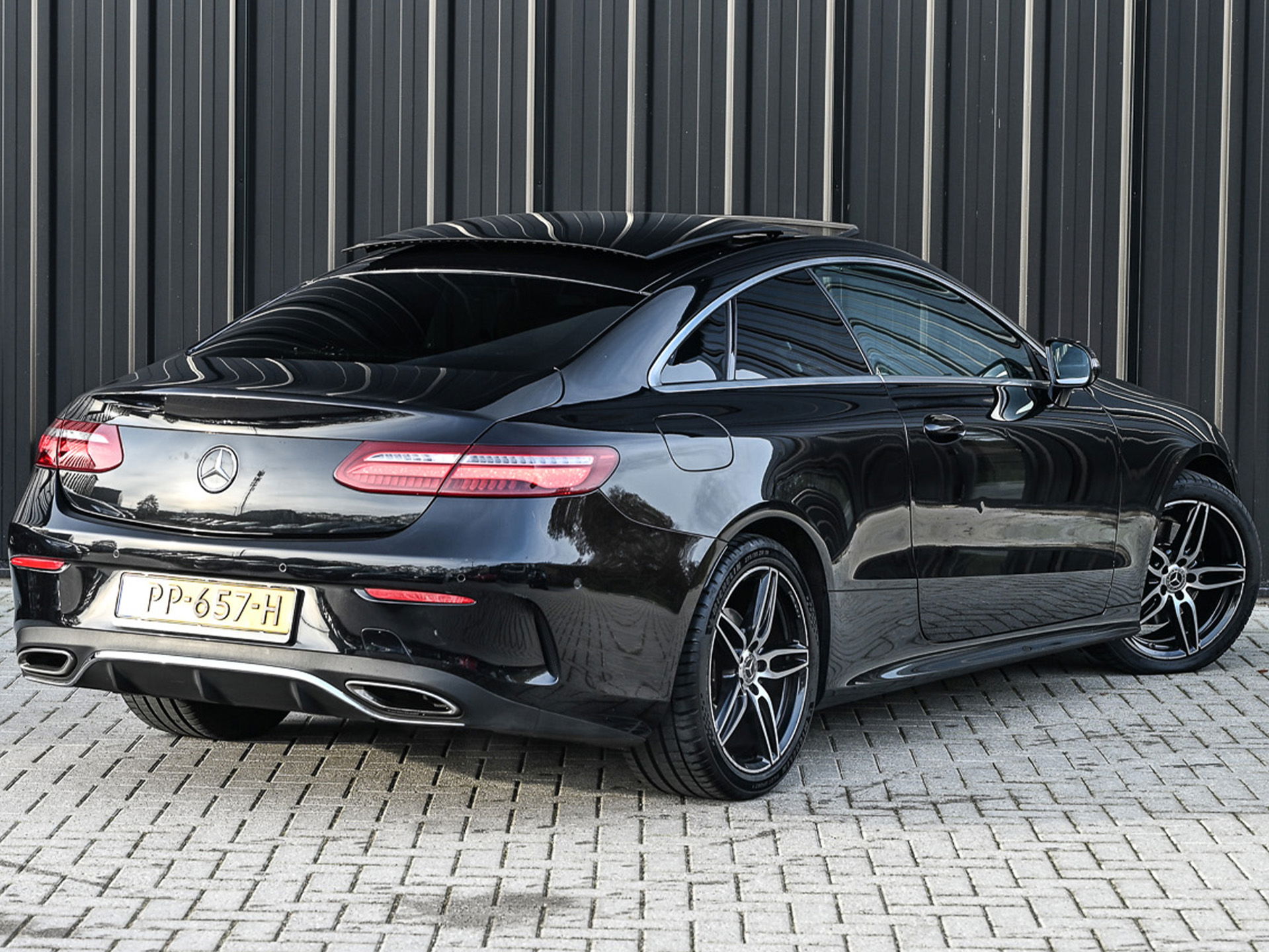 Mercedes-Benz E-Klasse - 2