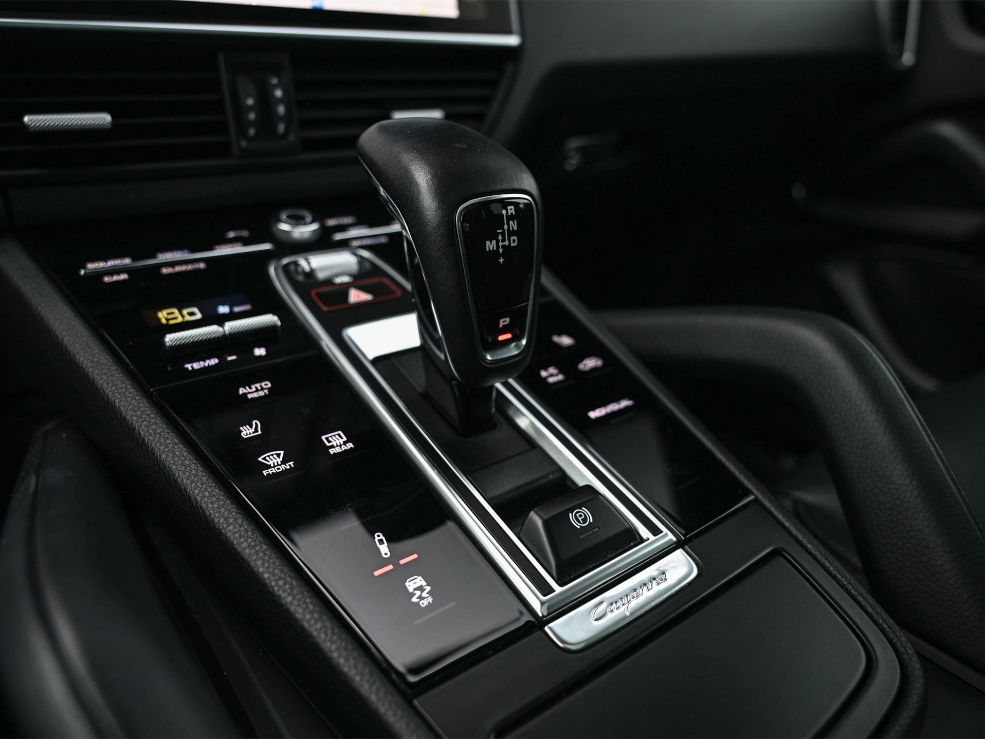 Porsche Cayenne Coupé - 38