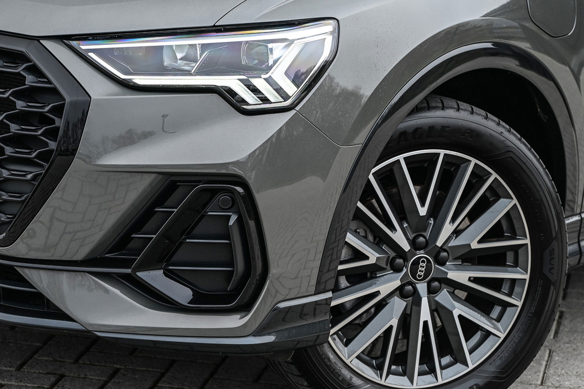 Audi Q3 Sportback - 8