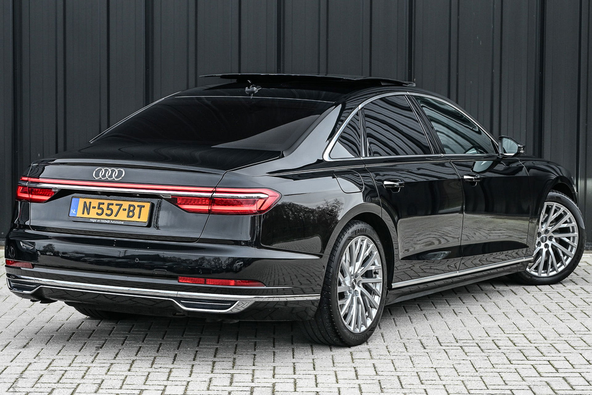 Audi A8 - 2