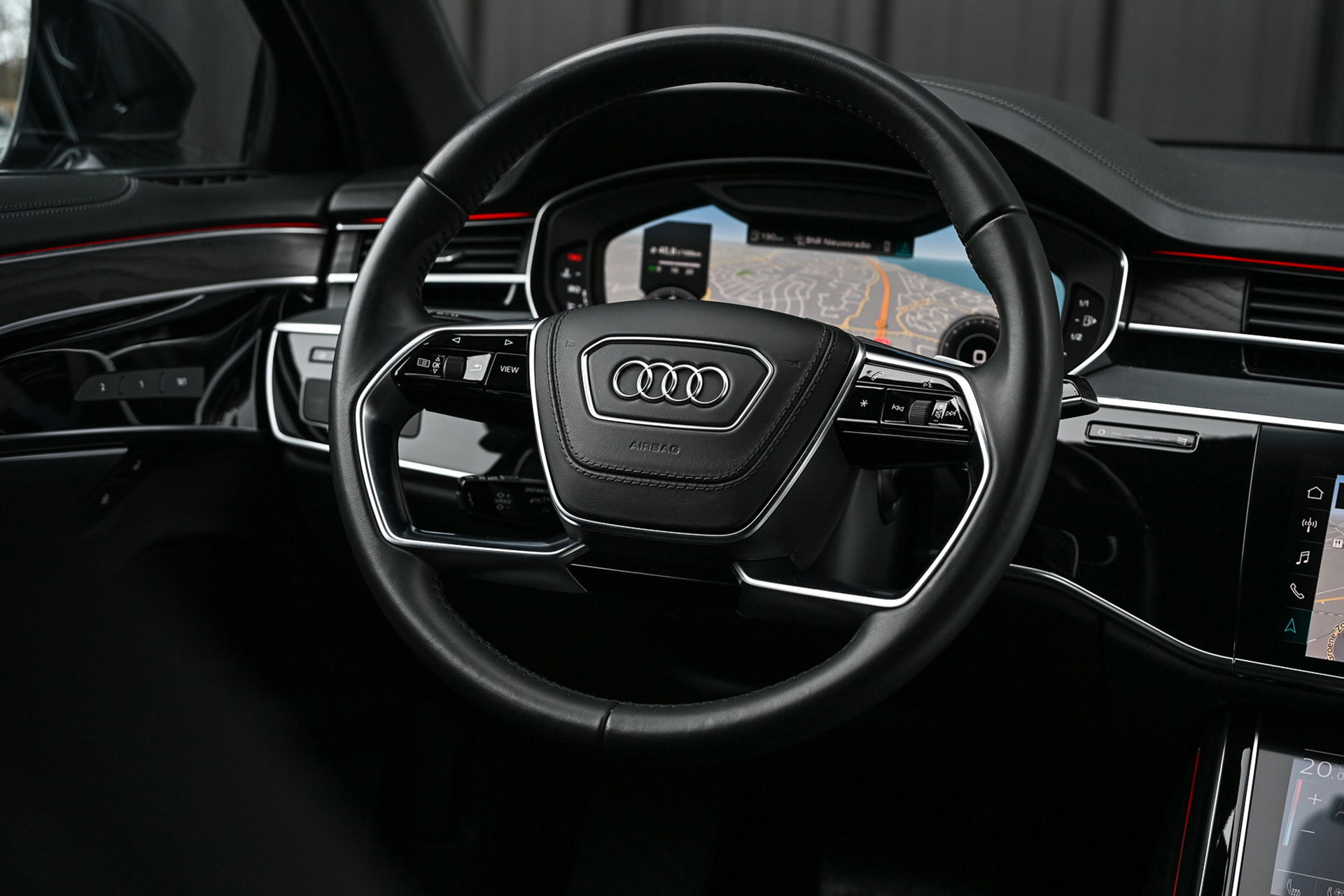 Audi A8 - 48