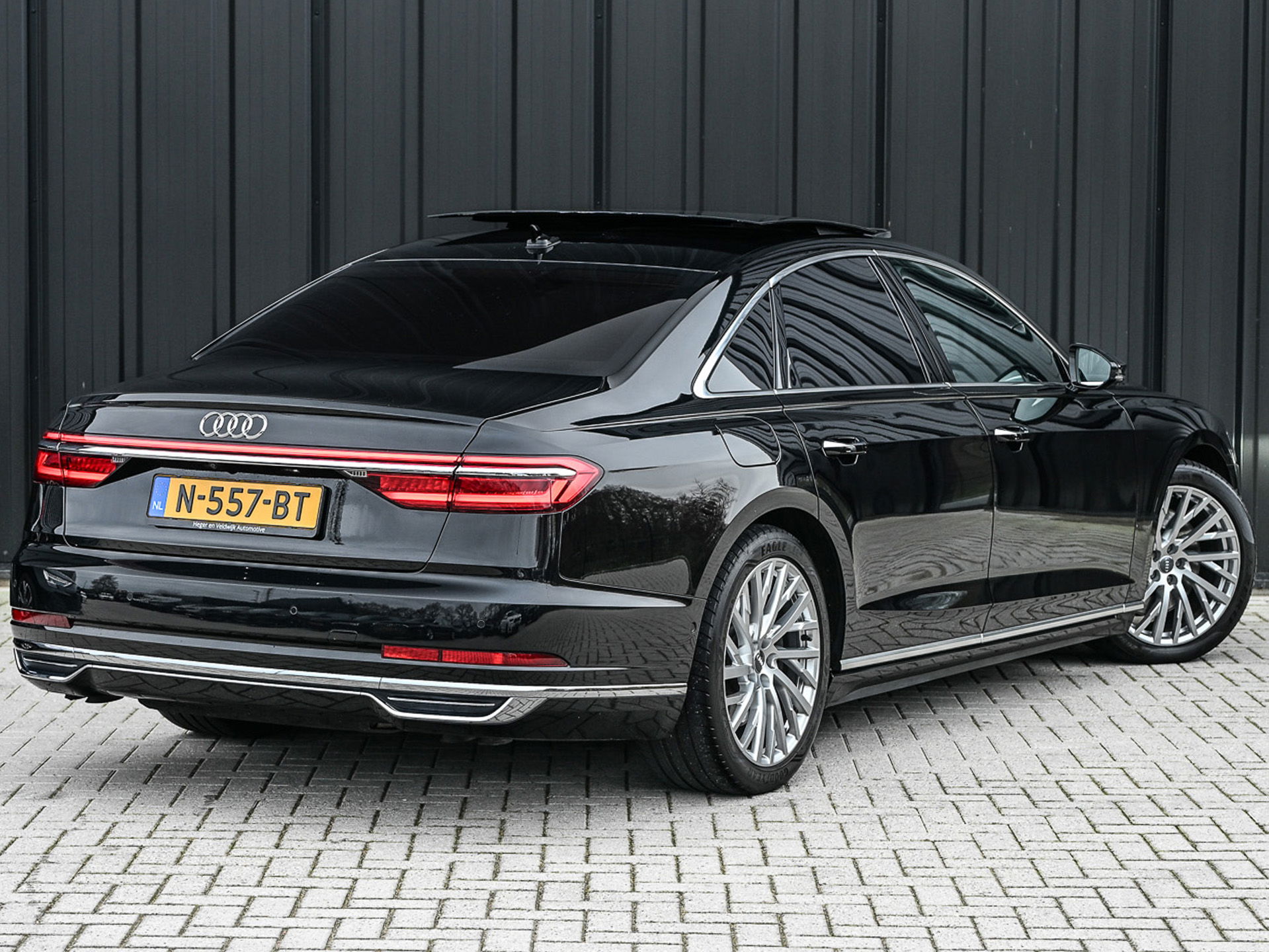 Audi A8 - 2