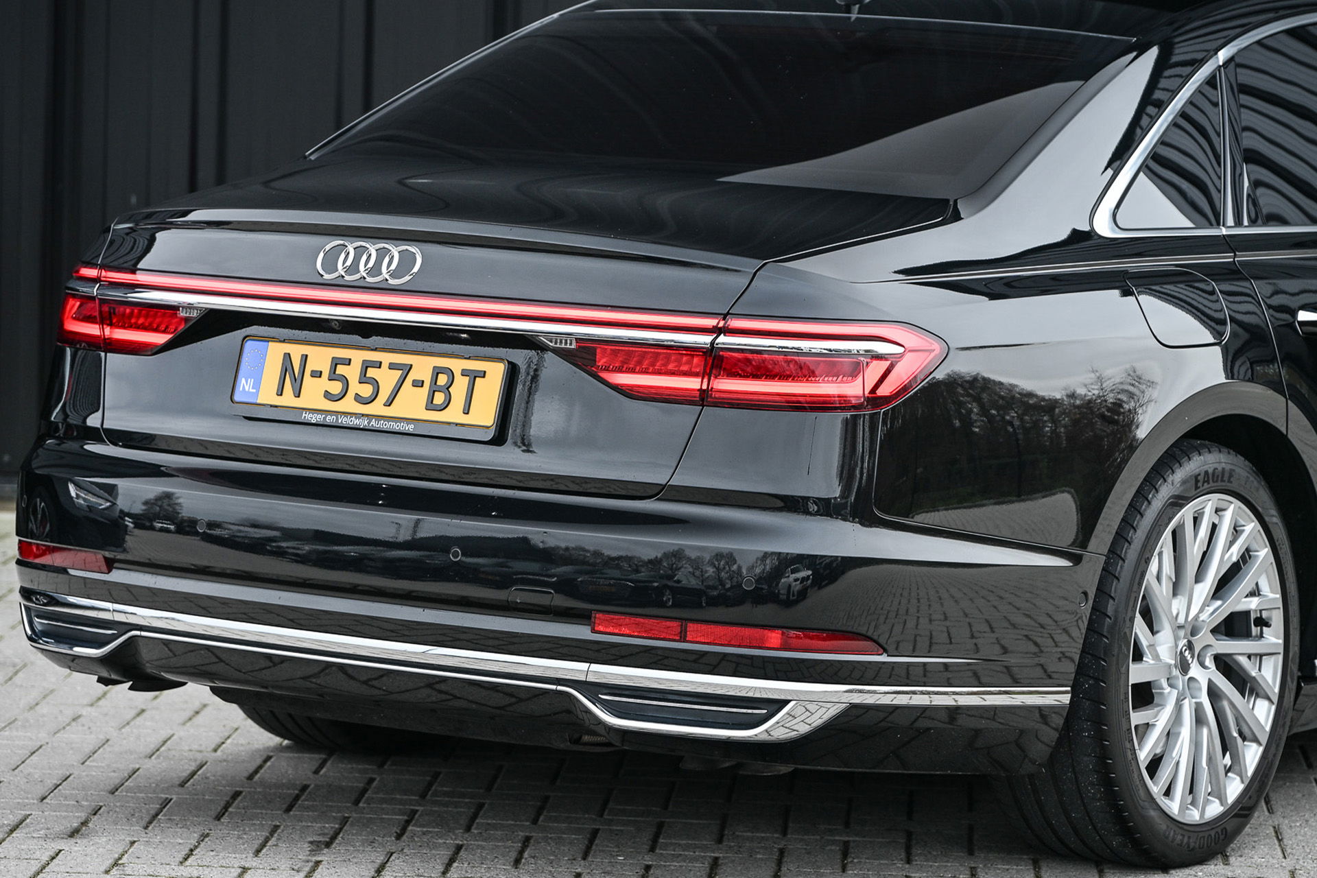 Audi A8 - 38