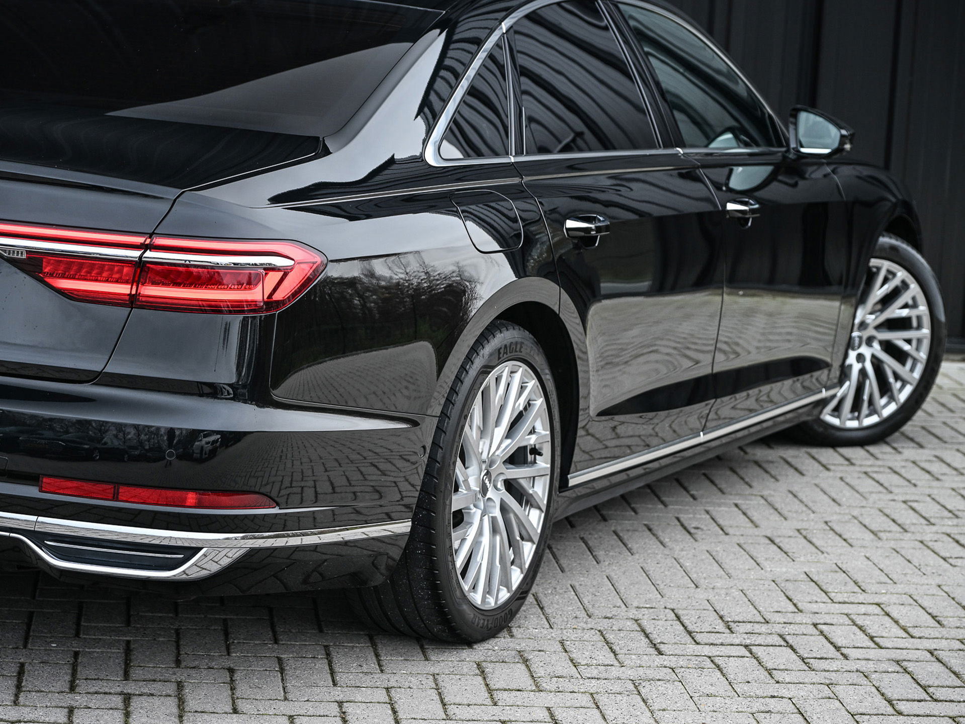 Audi A8 - 51